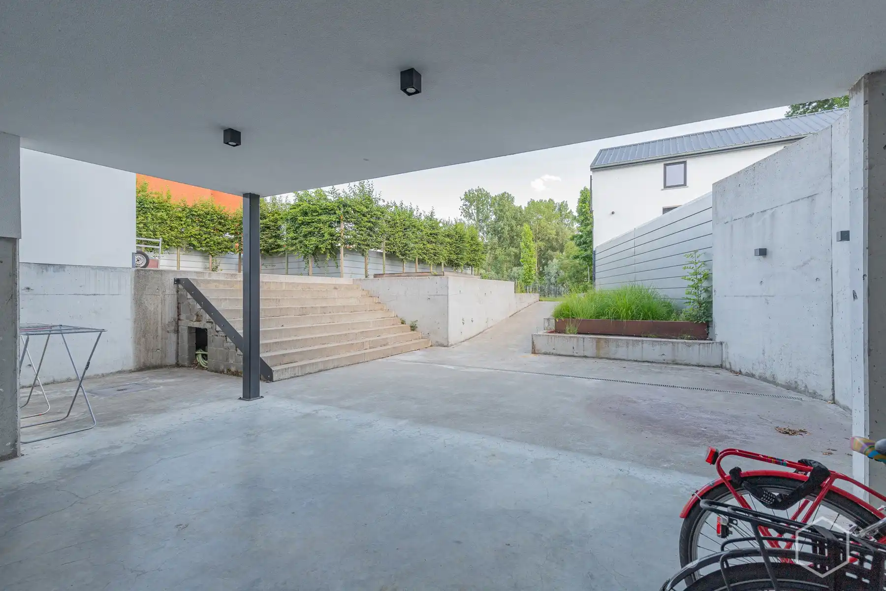 Huis te koop foto 24