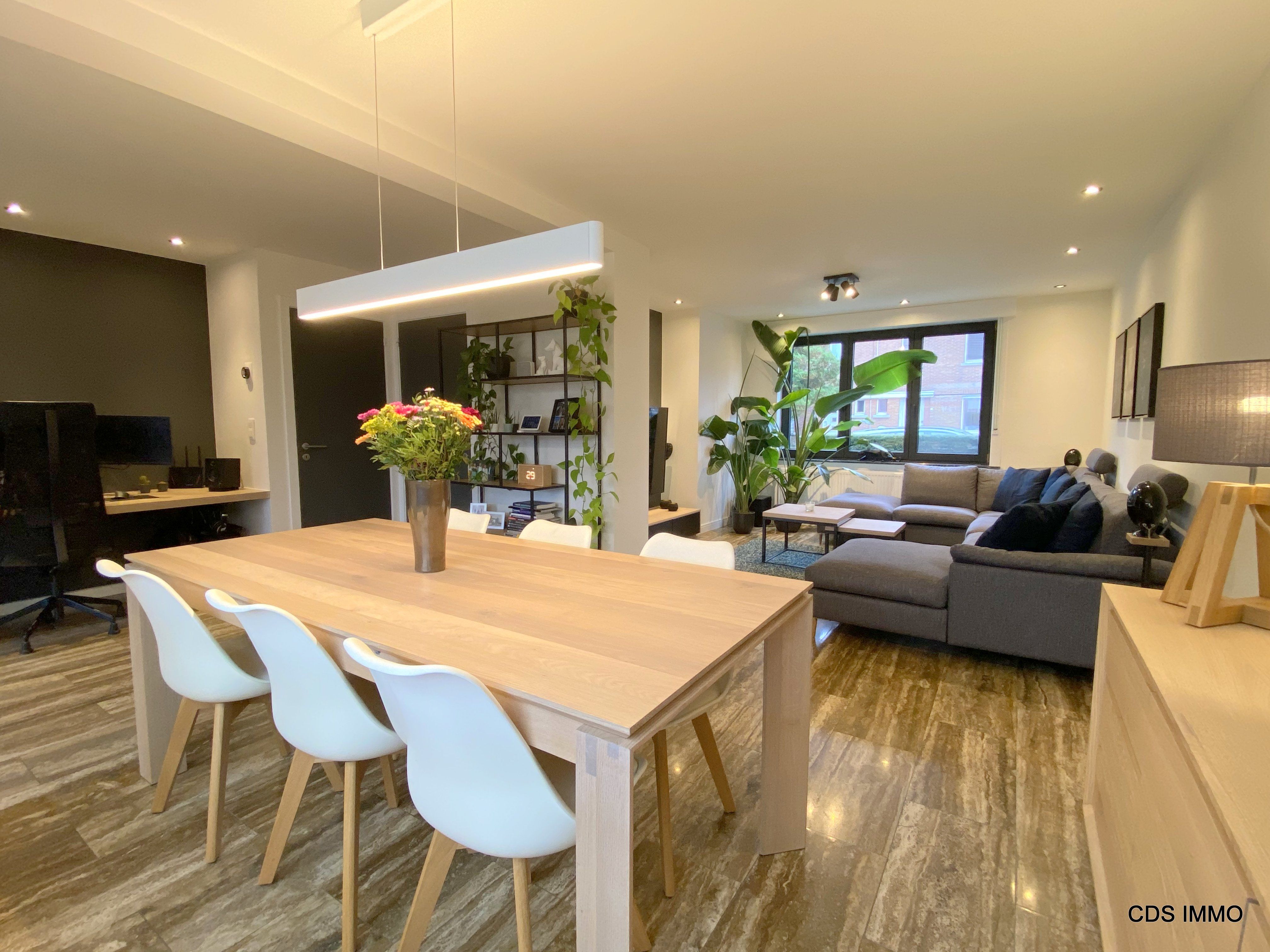 Instapklare woning met tuin en garage foto 5