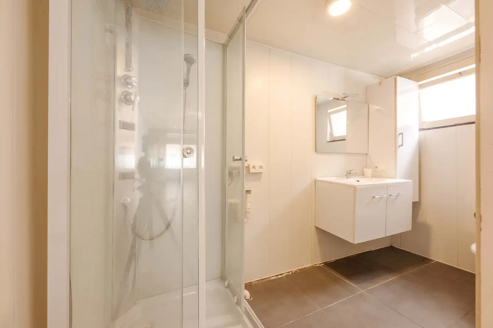 TE RENOVEREN WONING MET TAL VAN POTENTIEEL IN AARSELE foto 9