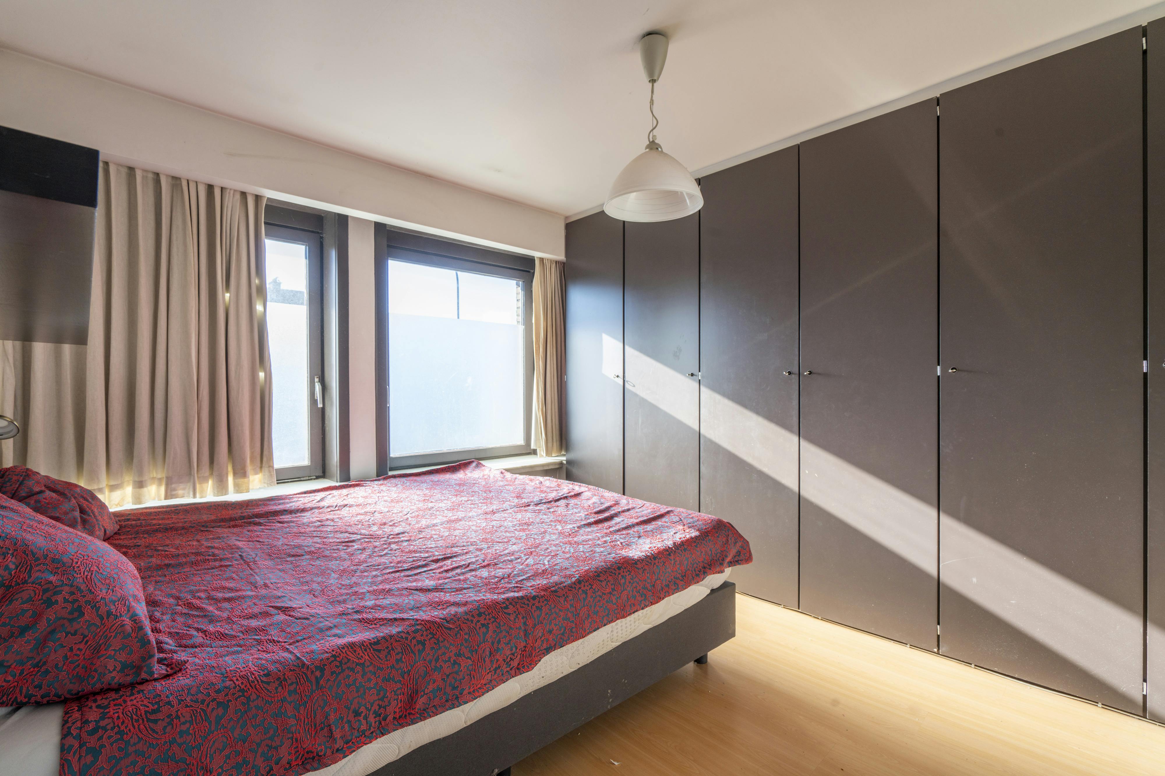 Ruim huis te koop in kortrijk met tuin en 4 slaapkamers foto 11