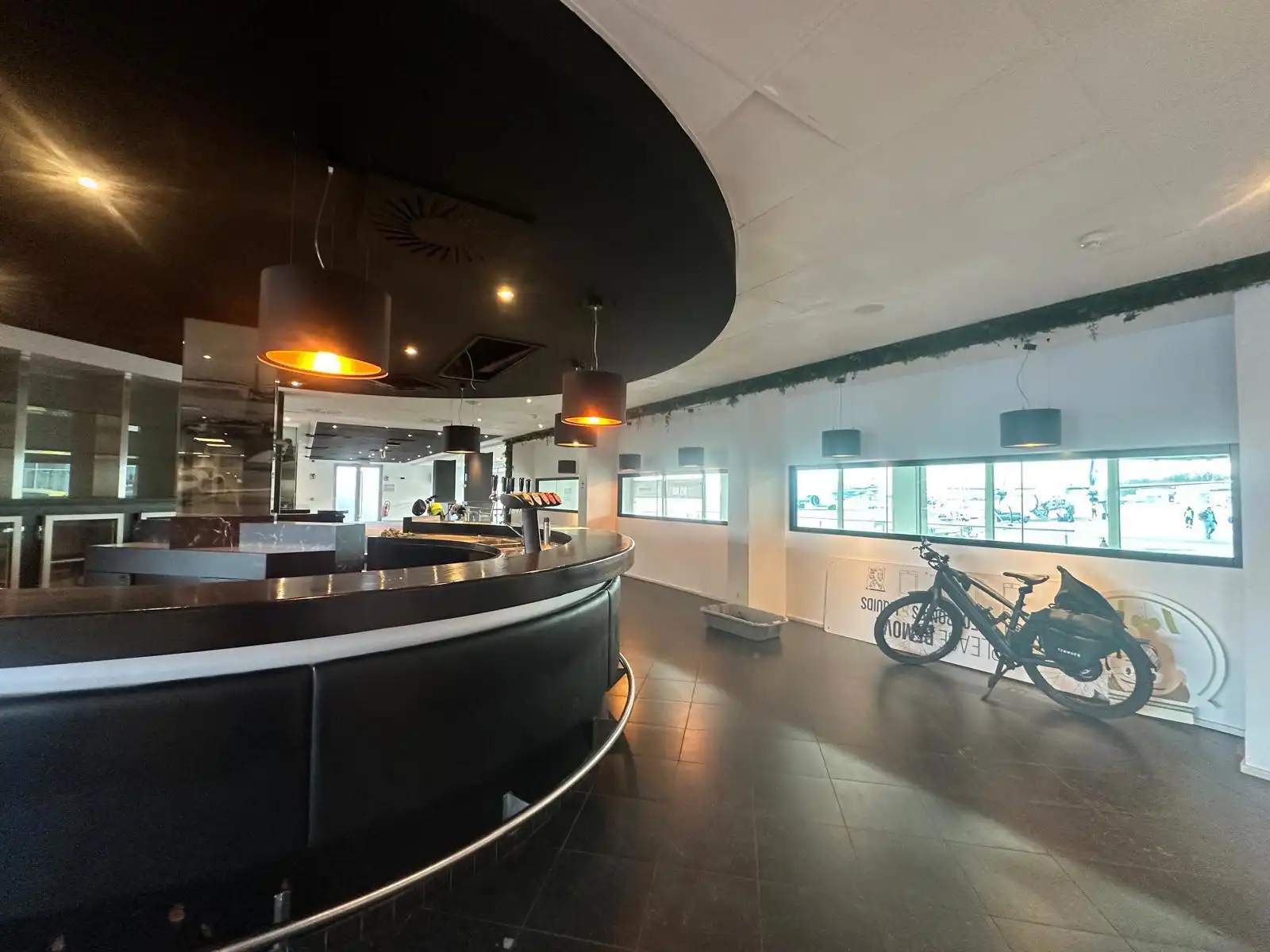 Unieke horecakans in Luchthaven Antwerpen foto 6