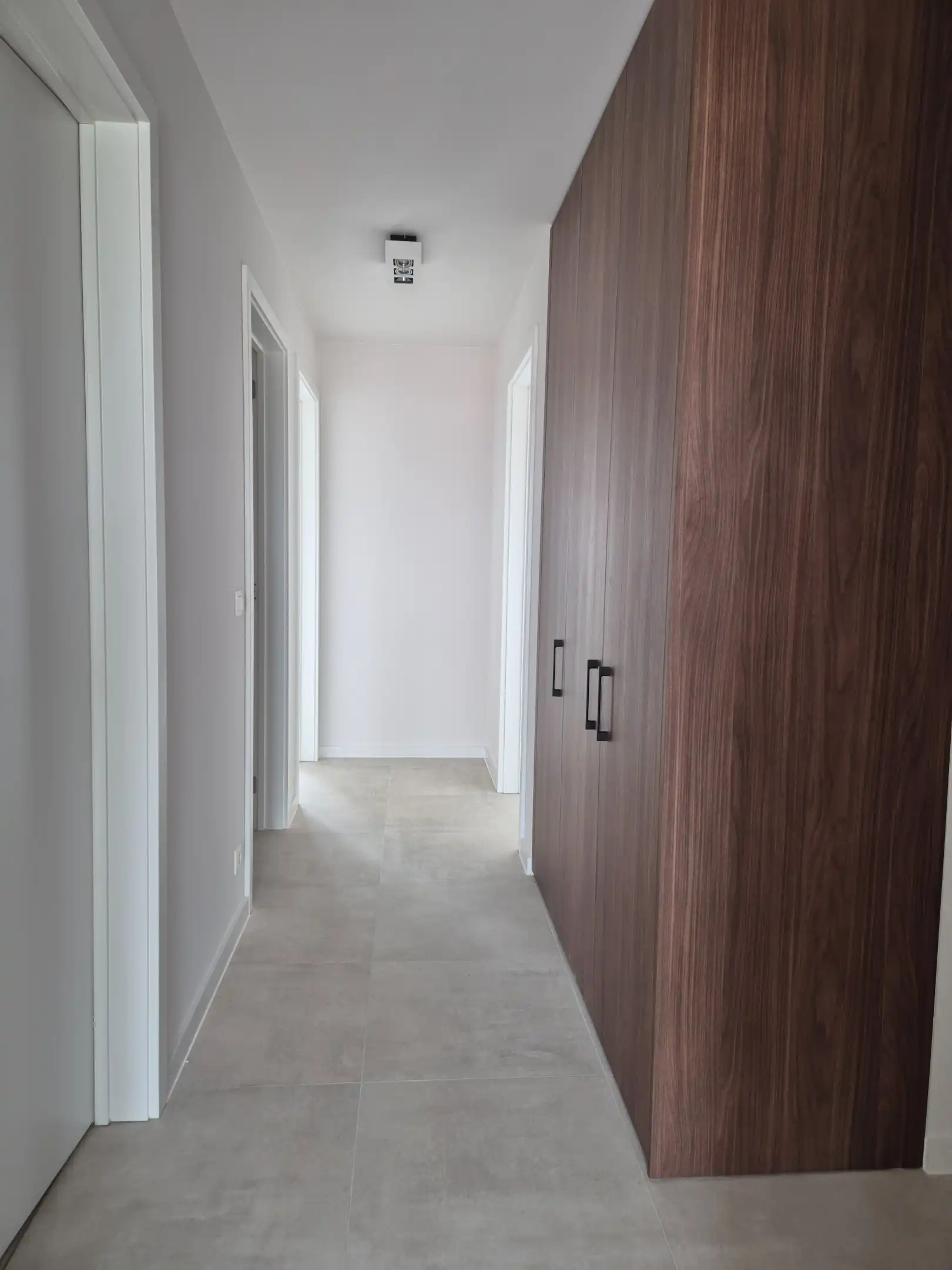 Nieuwbouwappartement met 2 slaapkamers en terras foto 12