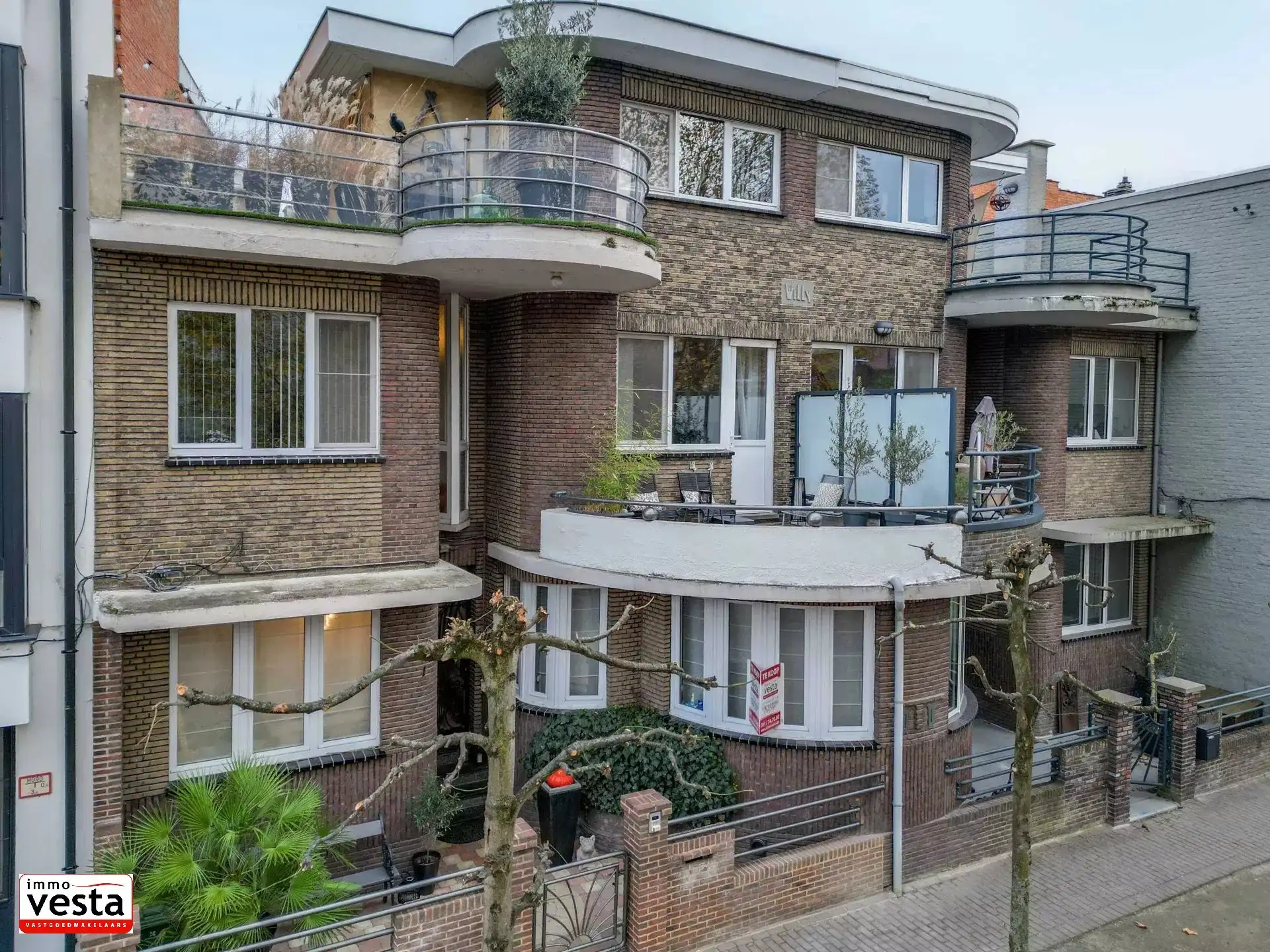 Art-deco stadswoning met ideale ligging foto 2