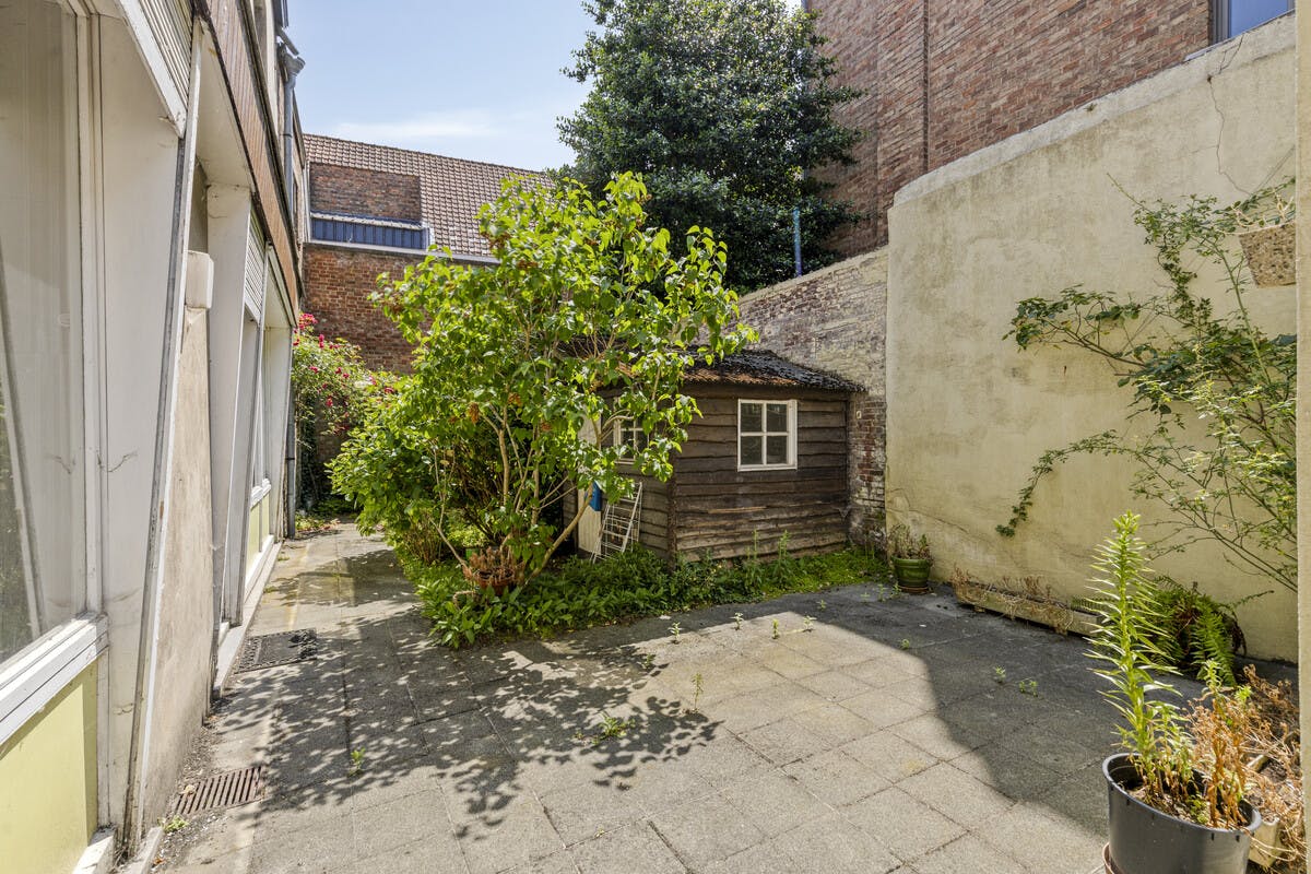 Unieke woning met 6 slaapkamers en garage bij 't Zand in Brugge foto 3
