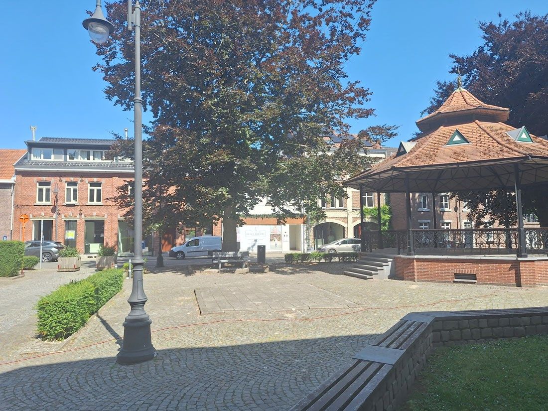 Stijvol gerenoveerd handelspand te Diepenbeek centrum POP UP MOGELIJK foto 15