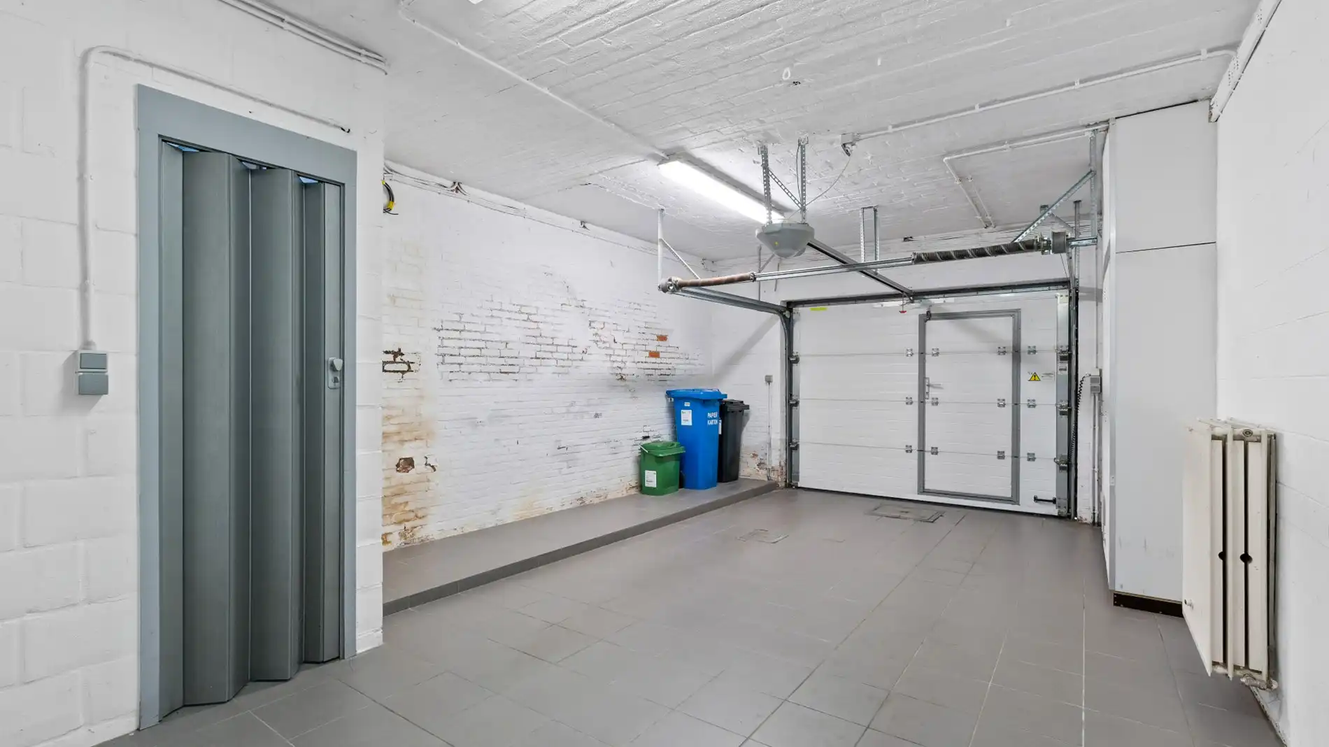 AARSCHOT - Centraal gelegen handelspand met woonst op commerciële locatie foto 9