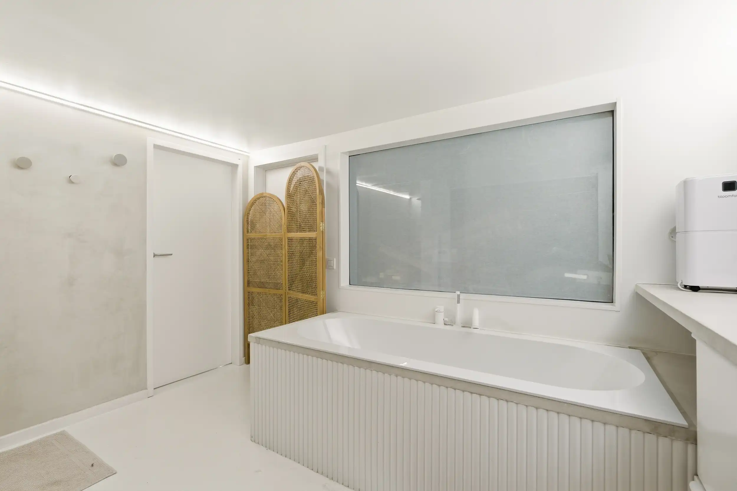 Vernieuwde chalet in het groen - domicilie mogelijk! foto 12
