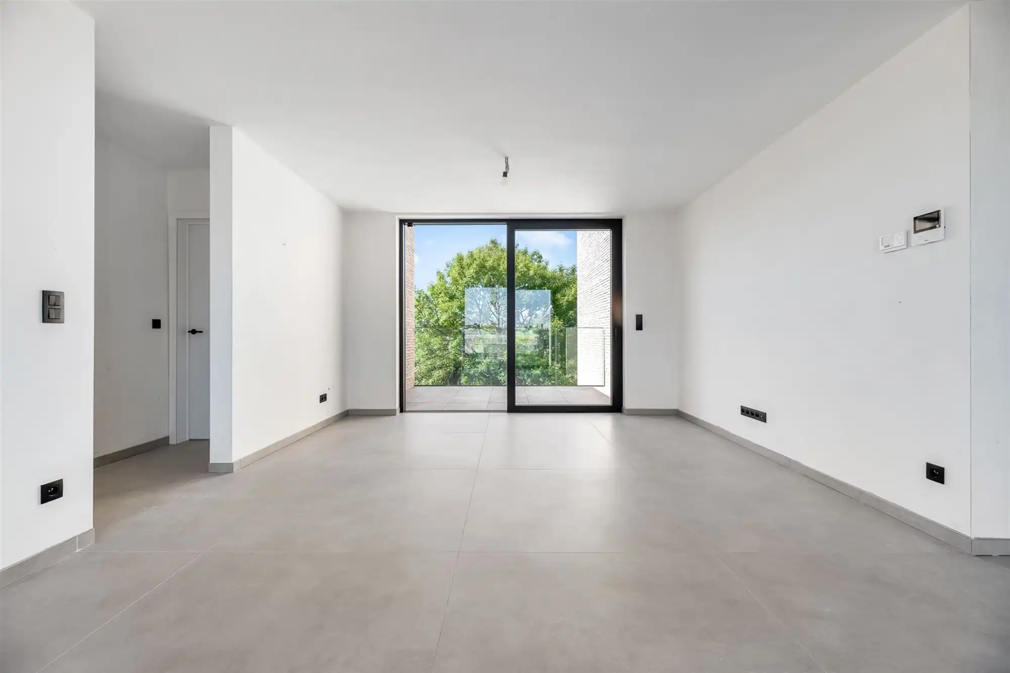 NIEUWBOUW APPARTEMENT VAN 105M² MET 2 SLAAPKAMERS EN TERRASSEN MET MOGELIJKHEID TOT AANKOOP 6% BTW! foto 4