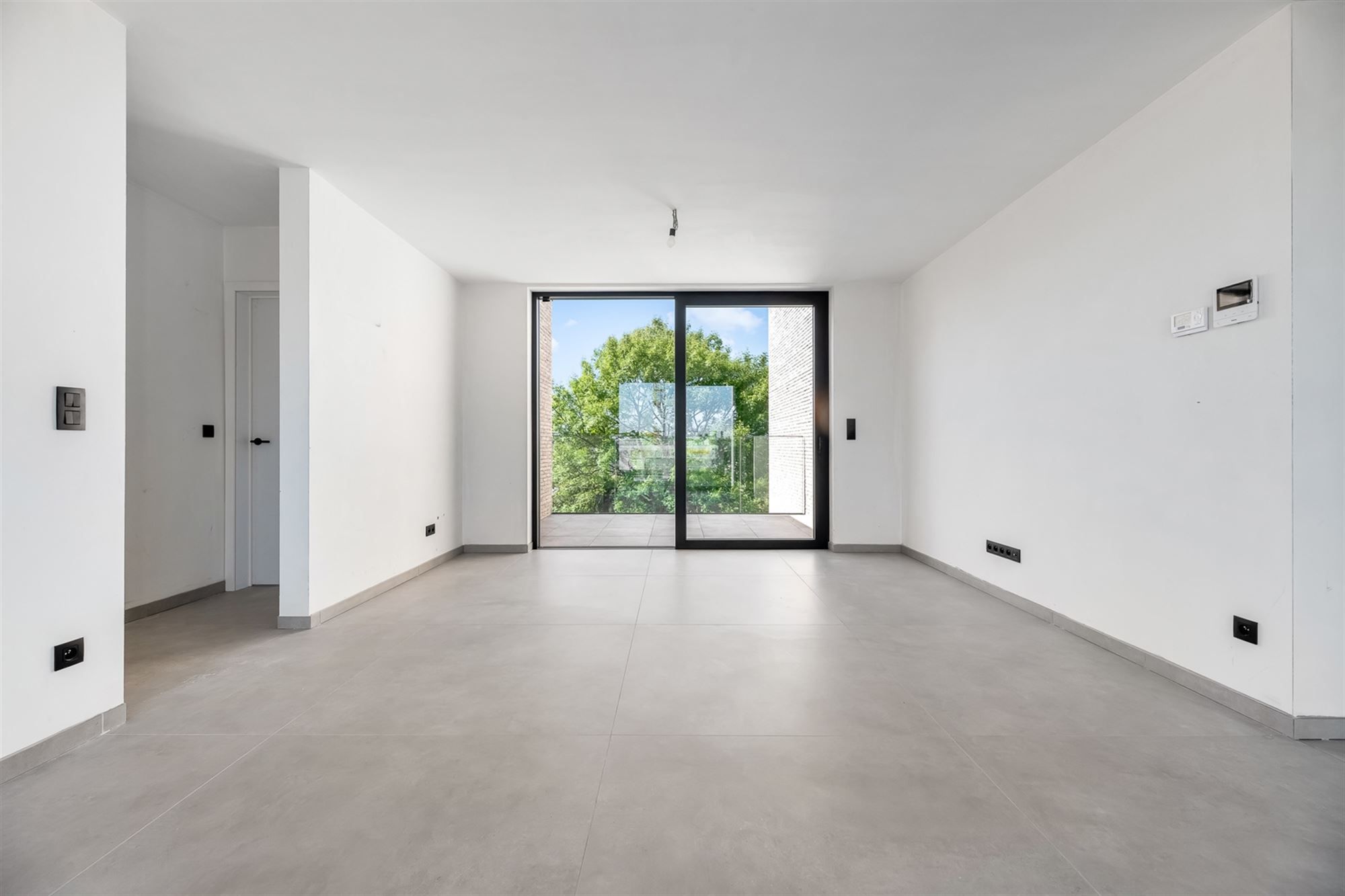 NIEUWBOUW APPARTEMENT VAN 105M² MET 2 SLAAPKAMERS EN TERRASSEN MET MOGELIJKHEID TOT AANKOOP 6% BTW! foto 4