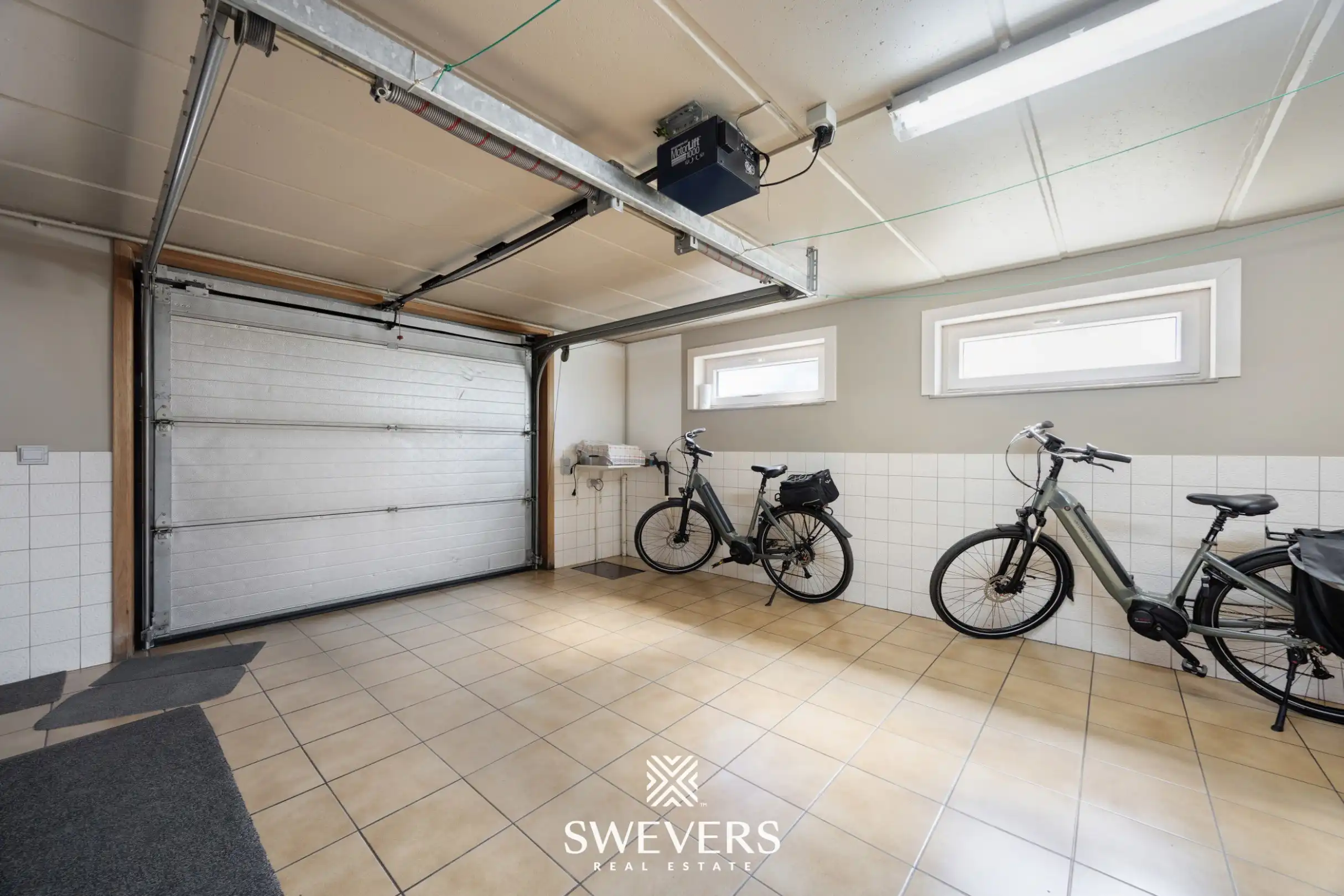 Instapklare open bebouwing met 3 slaapkamers en ruime garage in Heusden-Zolder foto 19