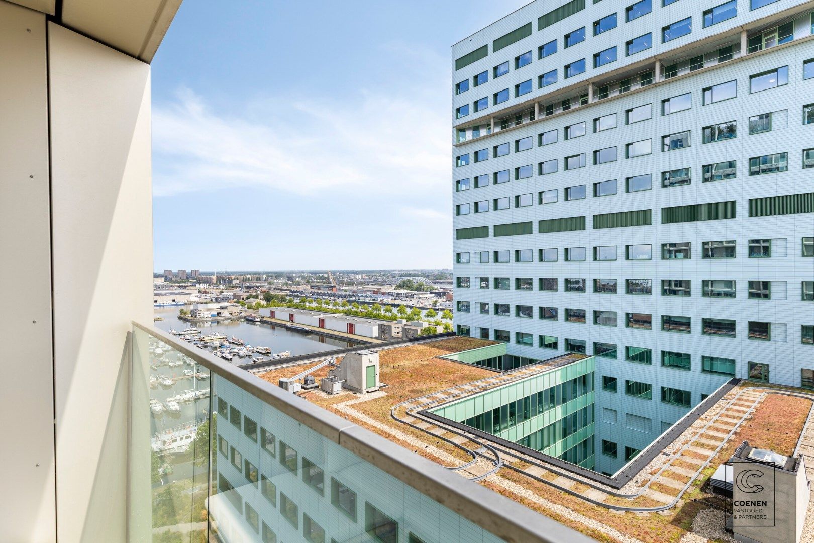 Design appartement van 83 m², twee slaapkamers en een ruim terras met een prachtig uitzicht over Antwerpen! foto 15