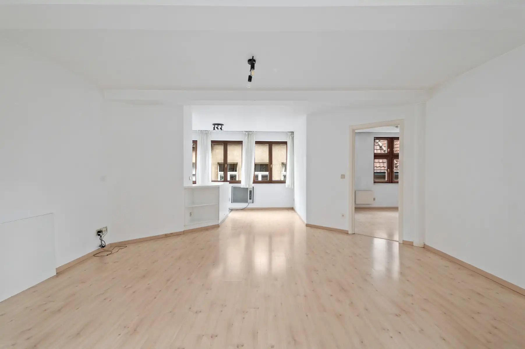 Appartement met terras en staanplaats in karaktervol historisch gebouw foto 9