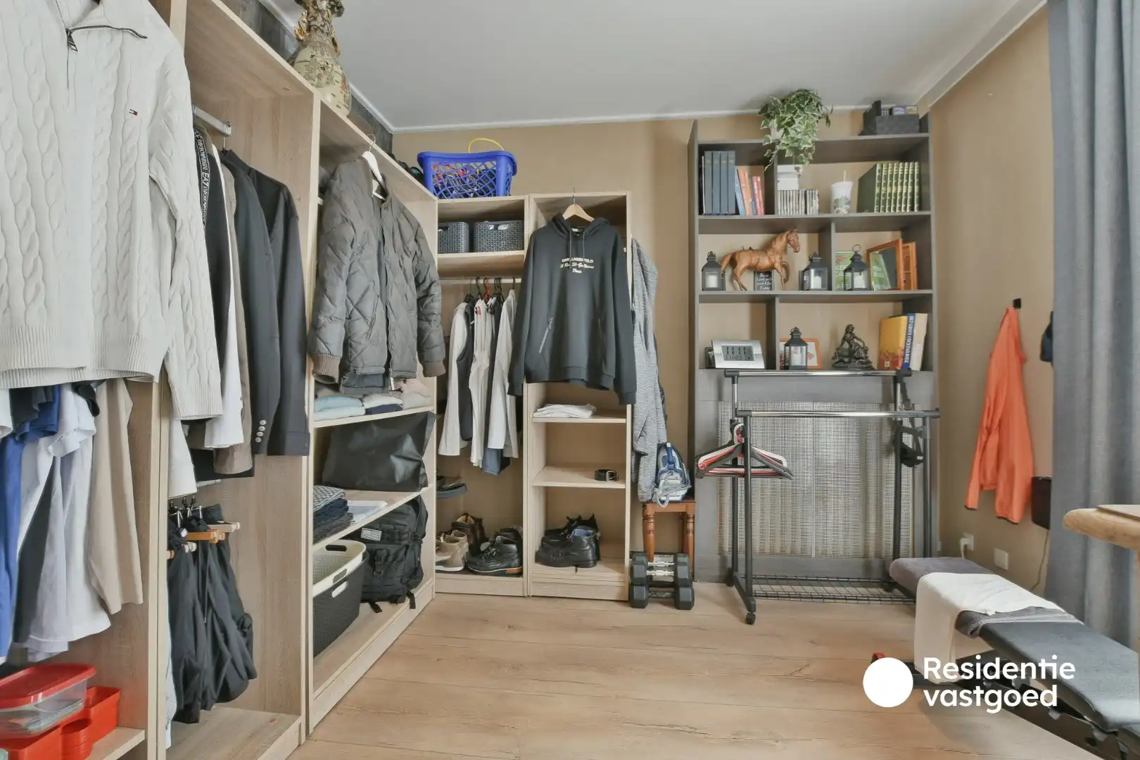 Ruim Drieslaapkamerappartement met Groot Terras in het Centrum van Blankenberge foto 10