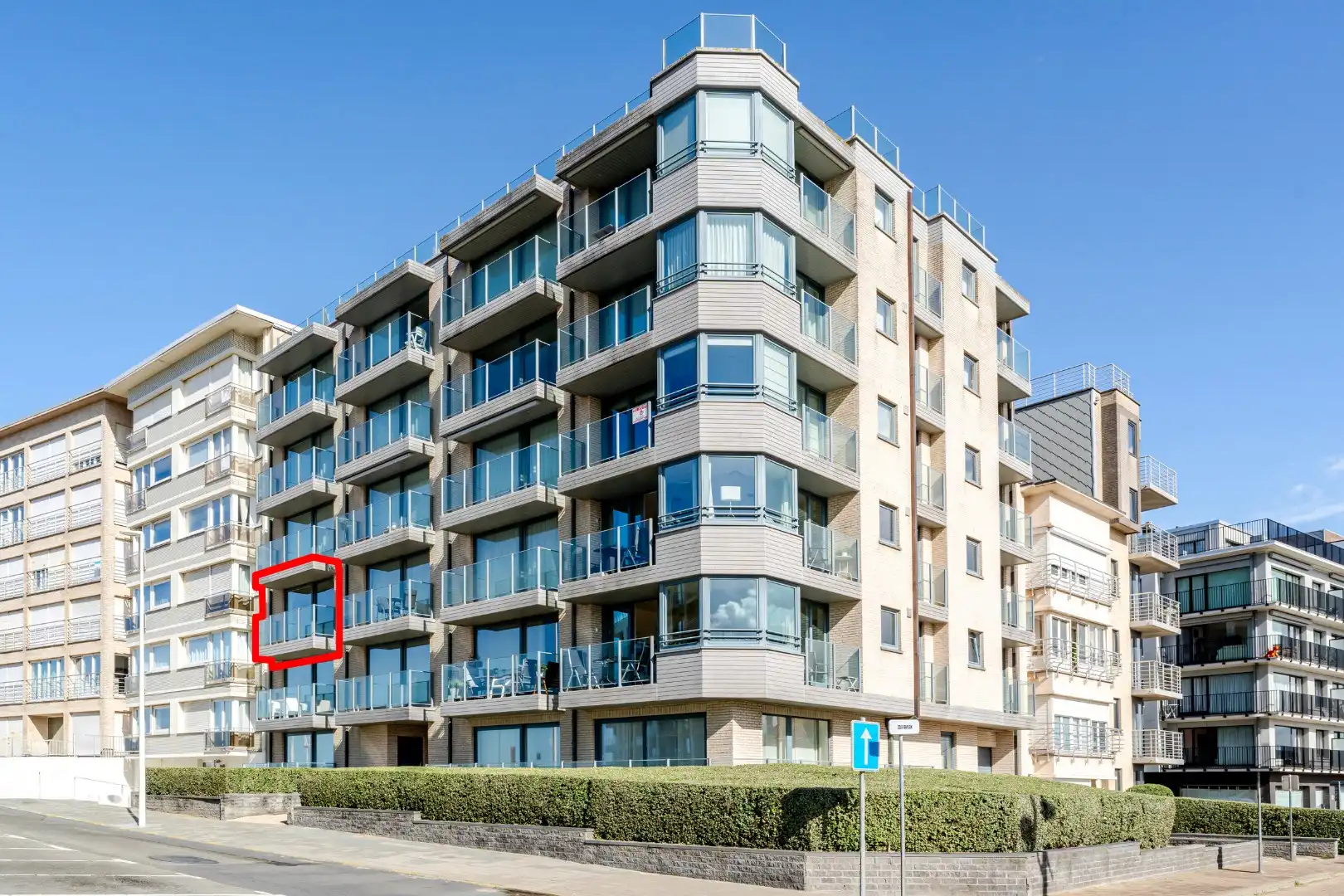 Instapklaar appartement met prachtig zeezicht. foto 10