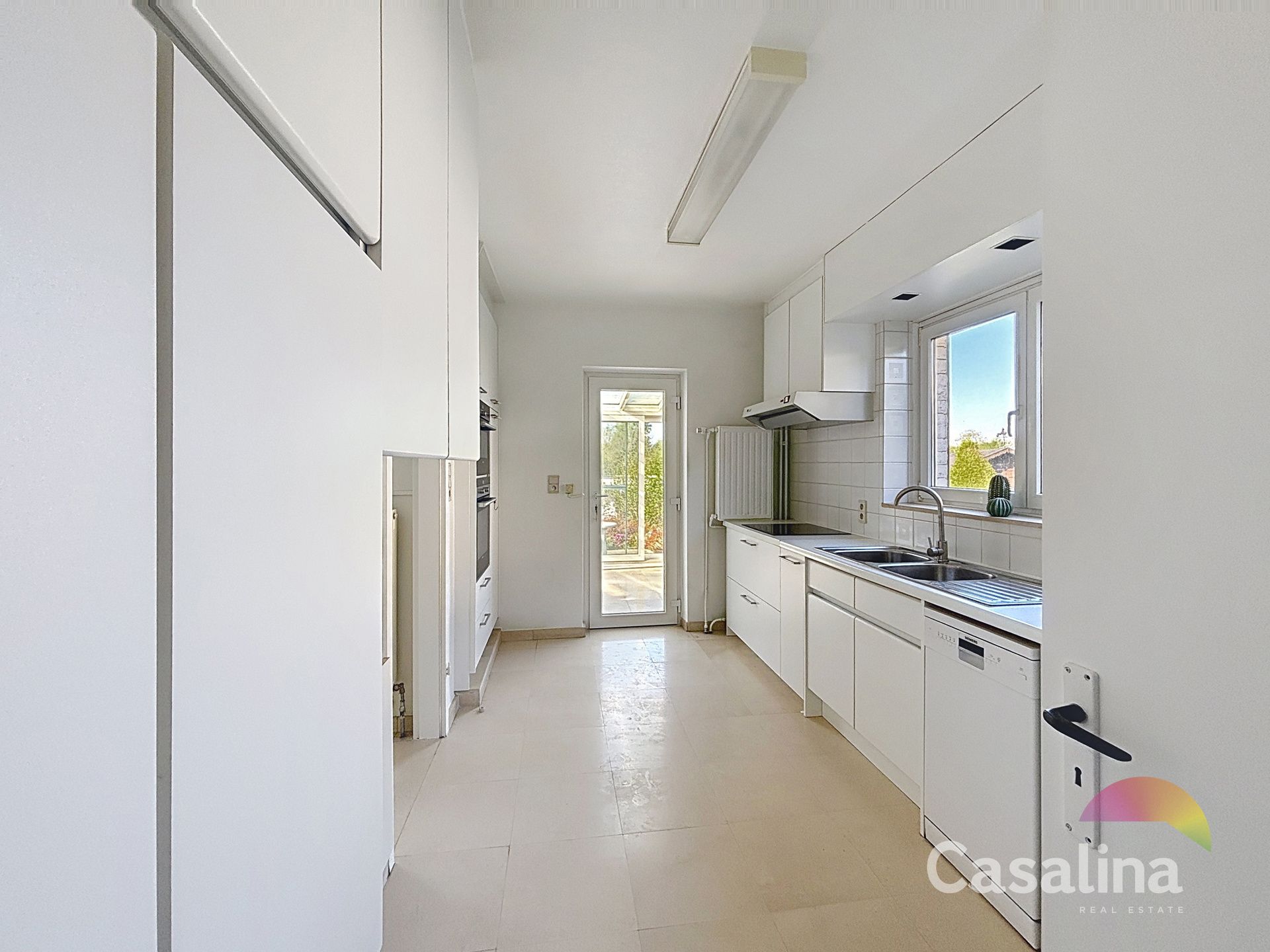 Vier gevel woning met tuin te huur  foto 5