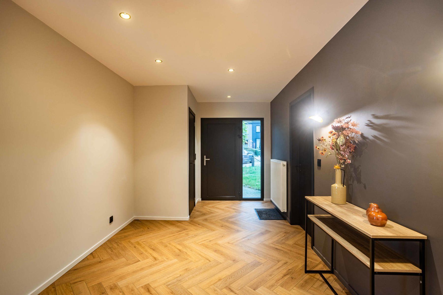 TE KOOP: Riante energiezuinige woning met vele mogelijkheden foto 3