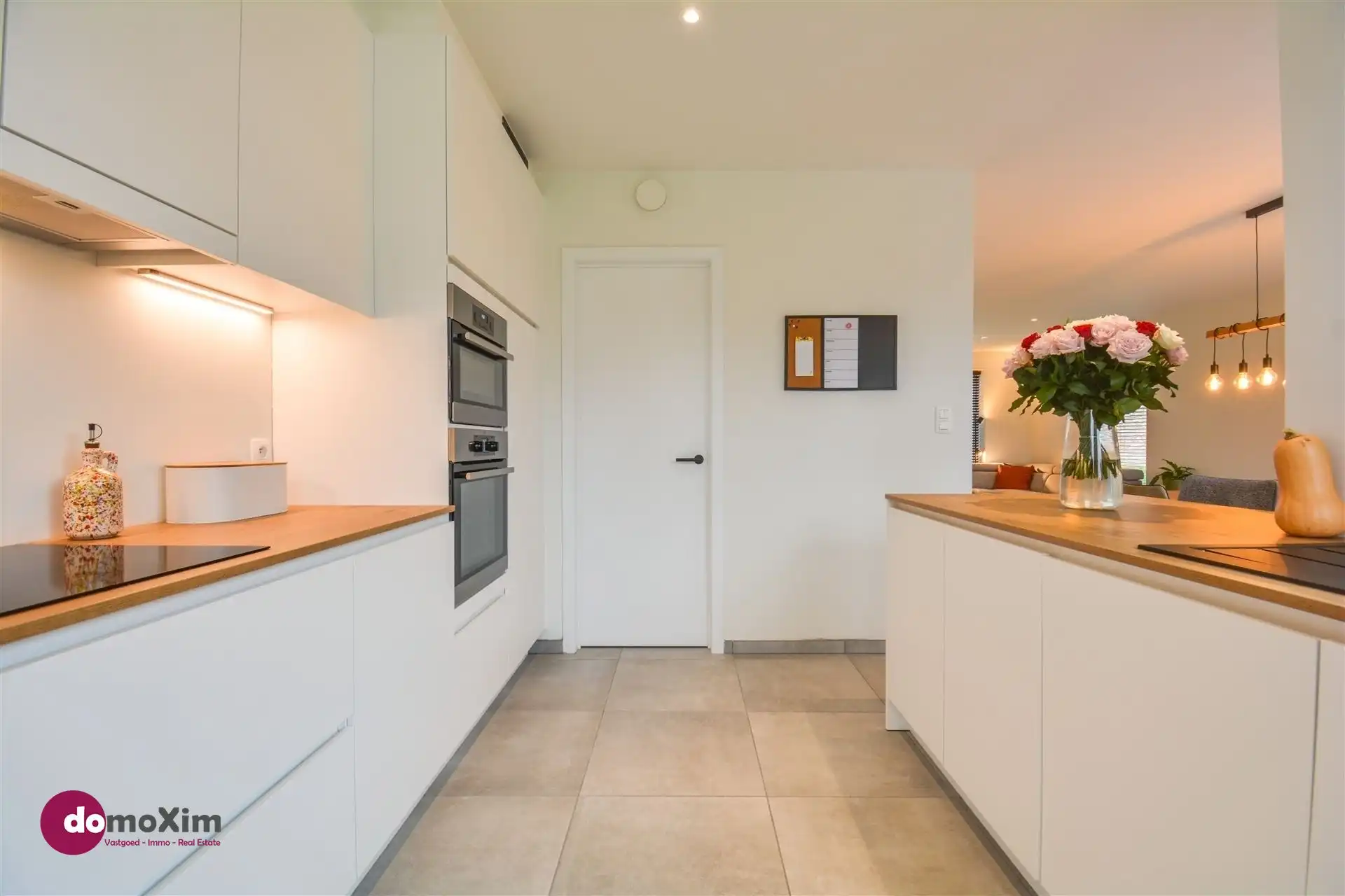 Bijna-nieuwbouwwoning met topafwerking – aankoop onder registratierechten foto 10