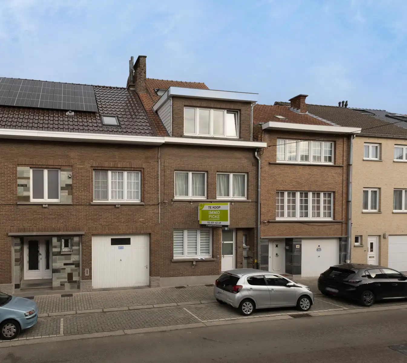 Opbrengsteigendom met drie appartementen foto 2