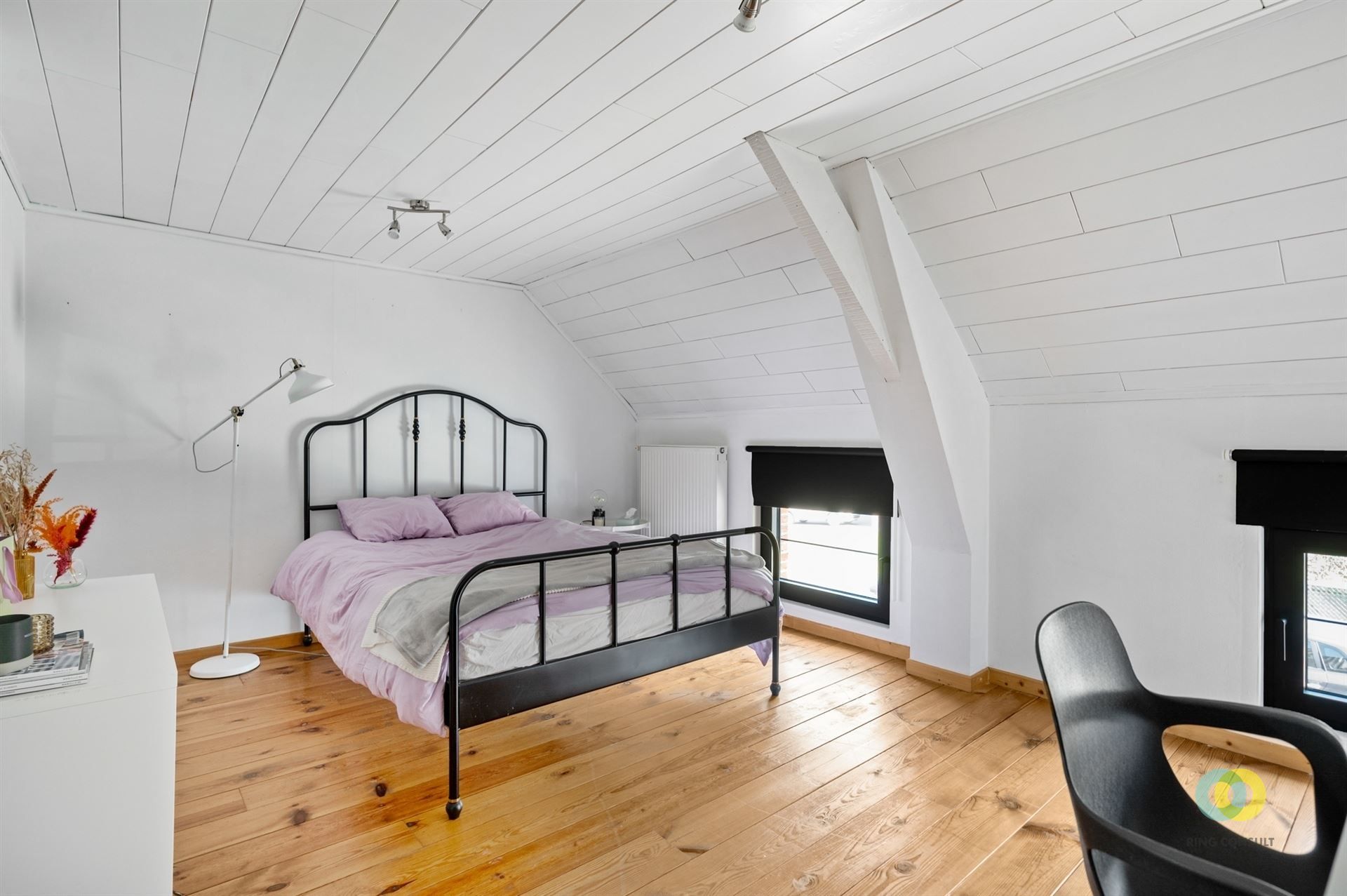 Woning met tuin en carport foto 20