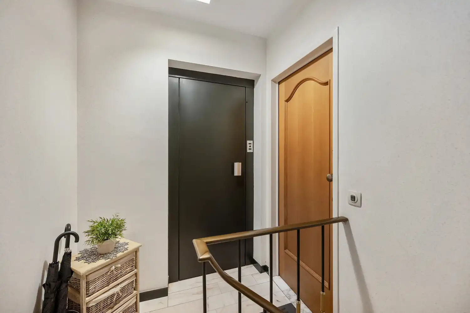 Prachtig appartementsgebouw met 4 appartementen, 1 handelsgelijkvloers en een uiterst gunstige  EPC! foto 26