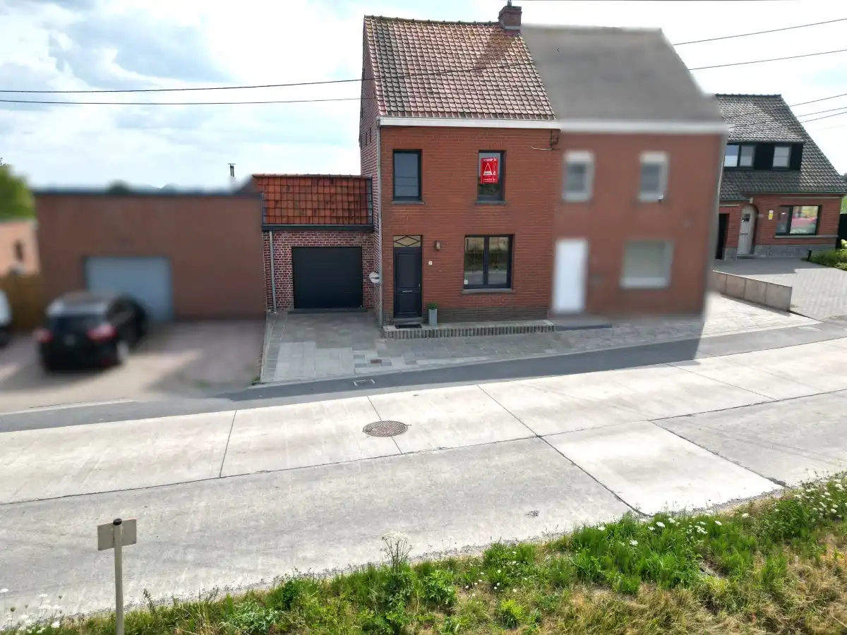 Hoofdfoto van de publicatie: Zandvoorde – Landelijk gelegen woning met tuin en vrij uitzicht