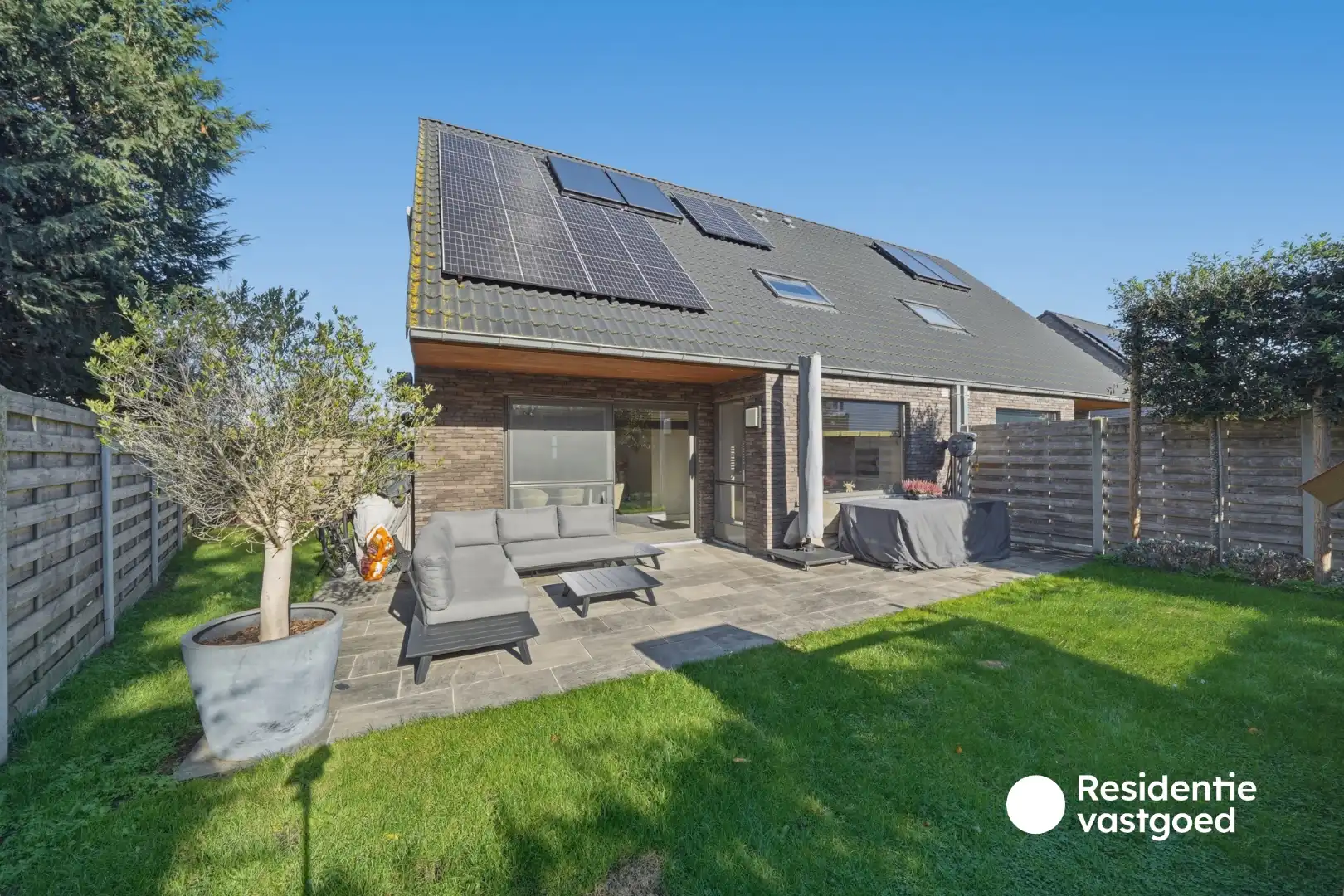 Prachtige zeer recente halfopen woning in rustige wijk te Oudenburg centrum foto 14