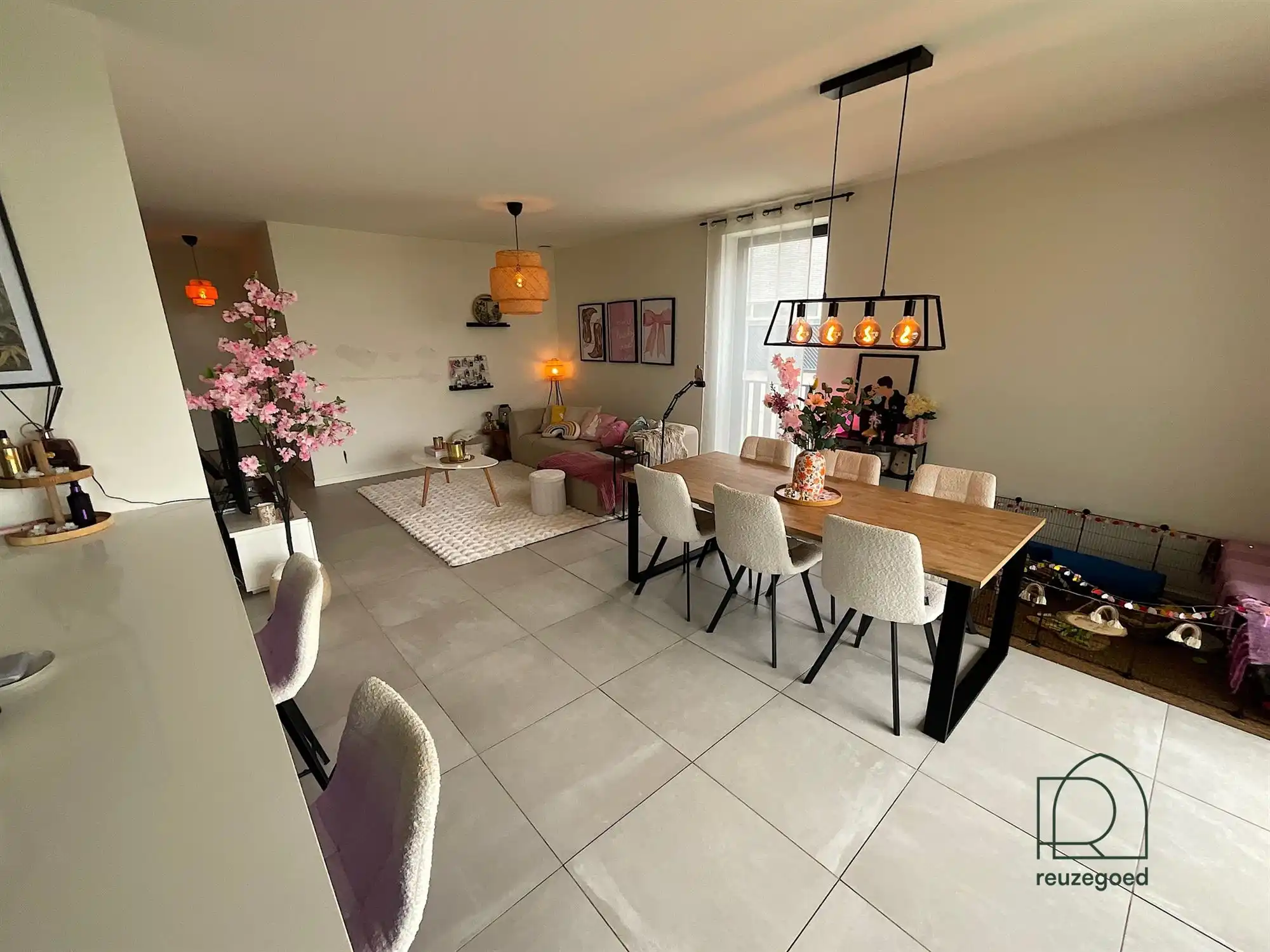 Ruim gelijkvloers appartement met grote tuin en terras in Putte foto 2