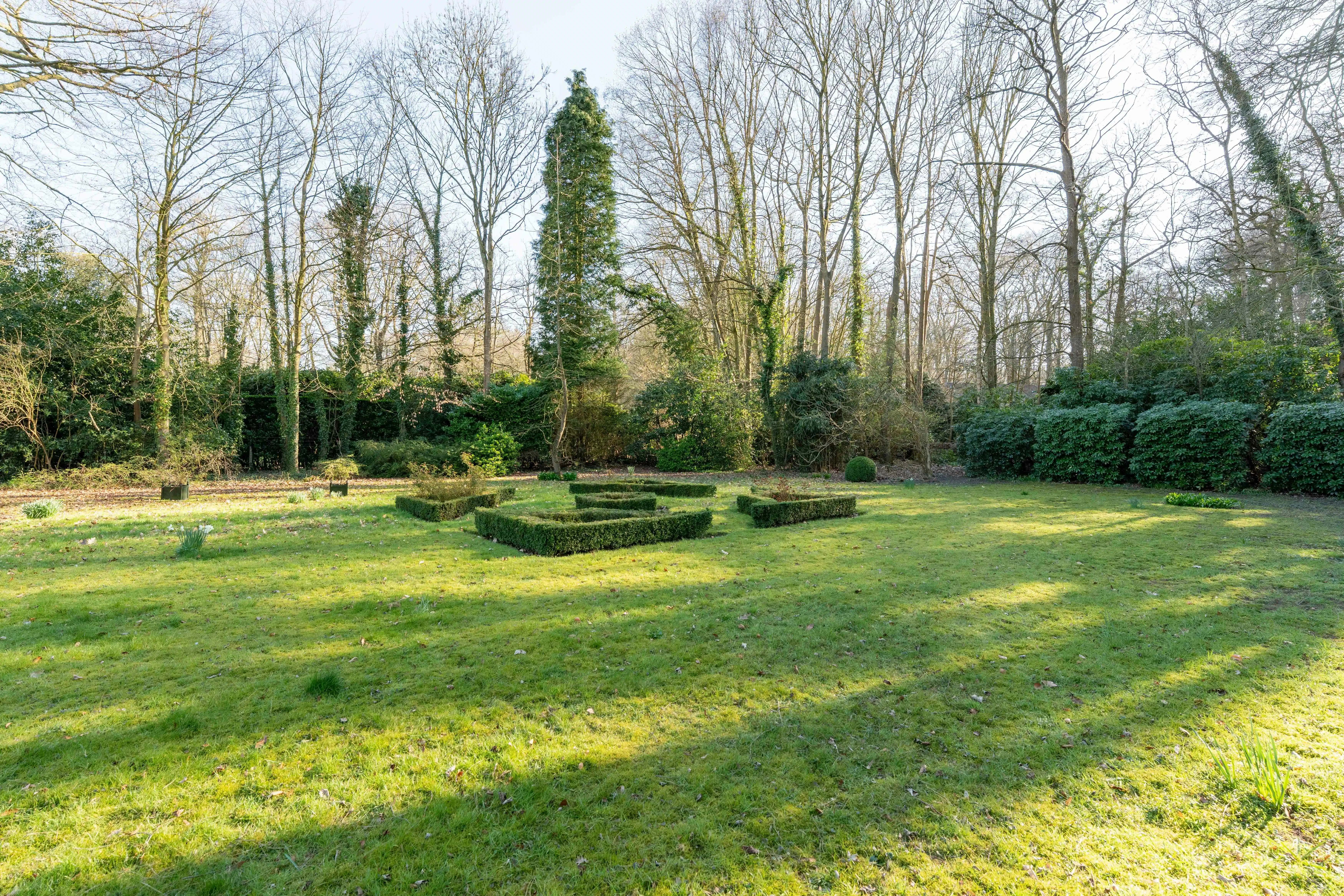 Klassieke villa te koop langs de Zeeweg in Varsenare  foto 14