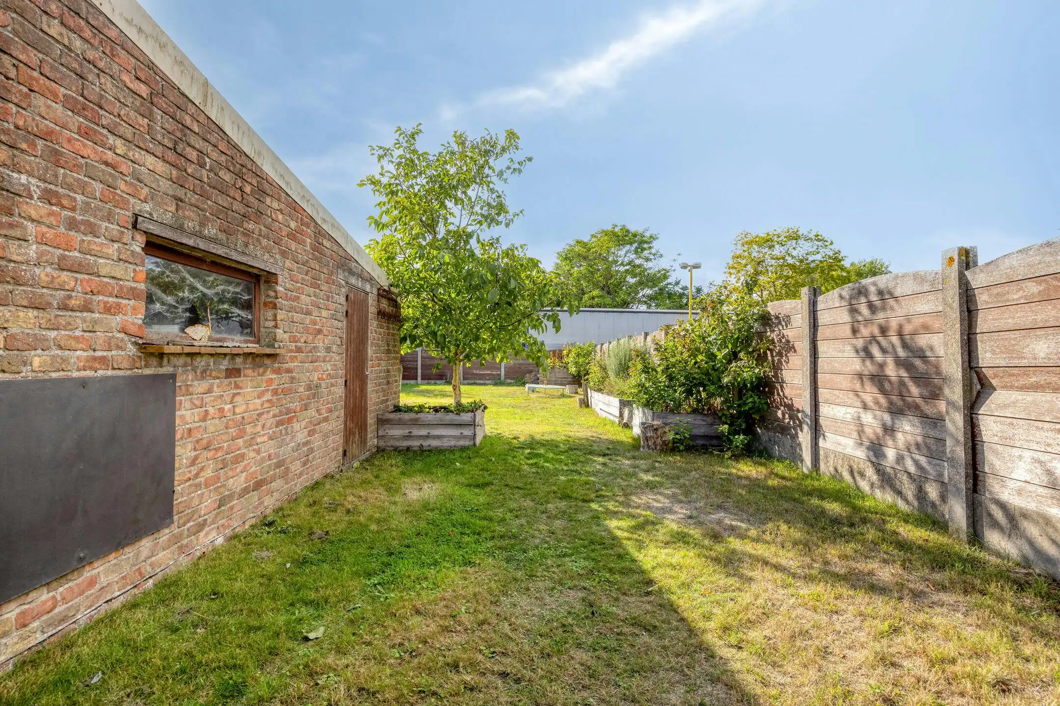 Ruim halfopen huis met 3 slaapkamers te koop in Eeklo foto 22