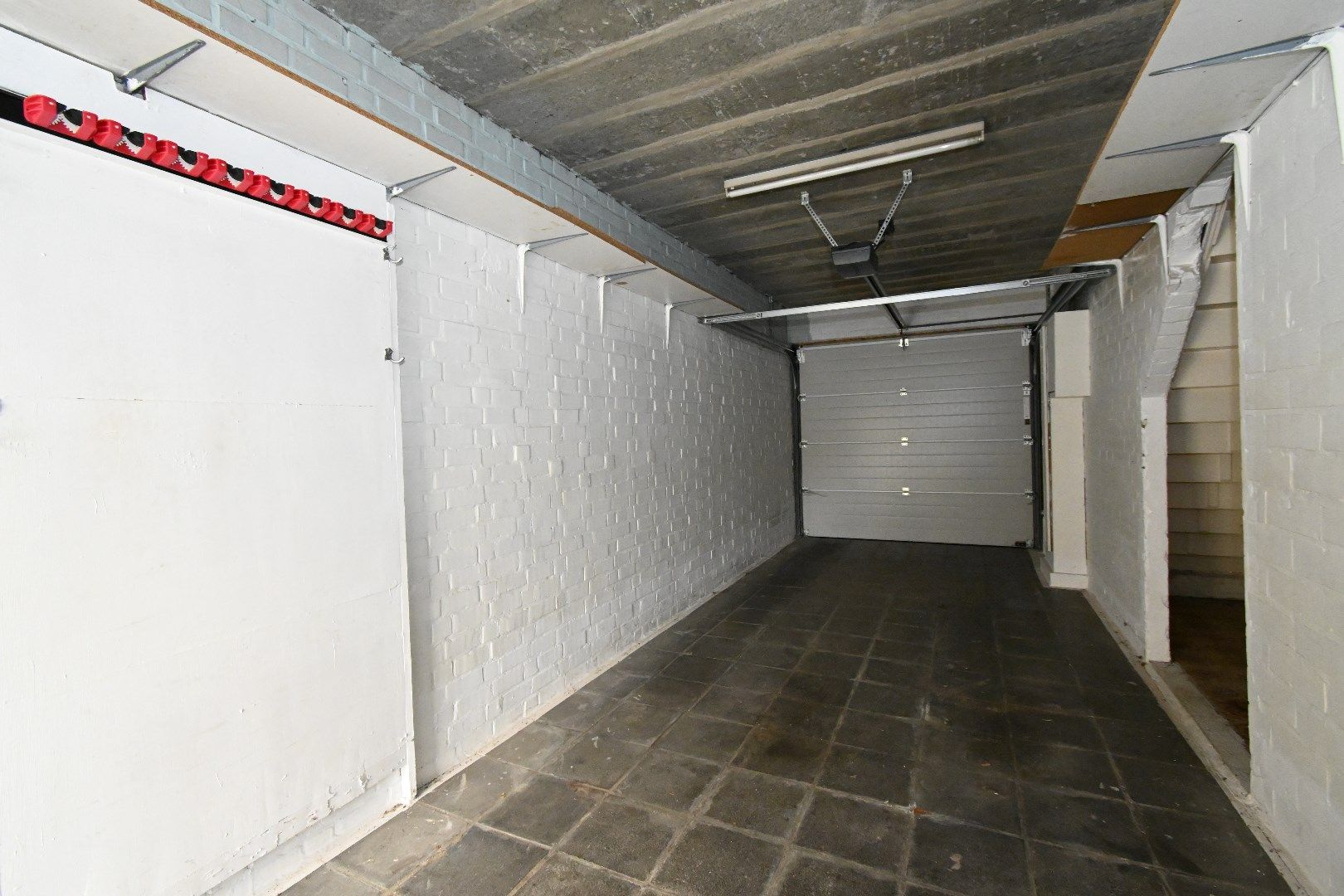 Rijwoning met garage en tuinterras gelegen rand centrum Maldegem foto 10