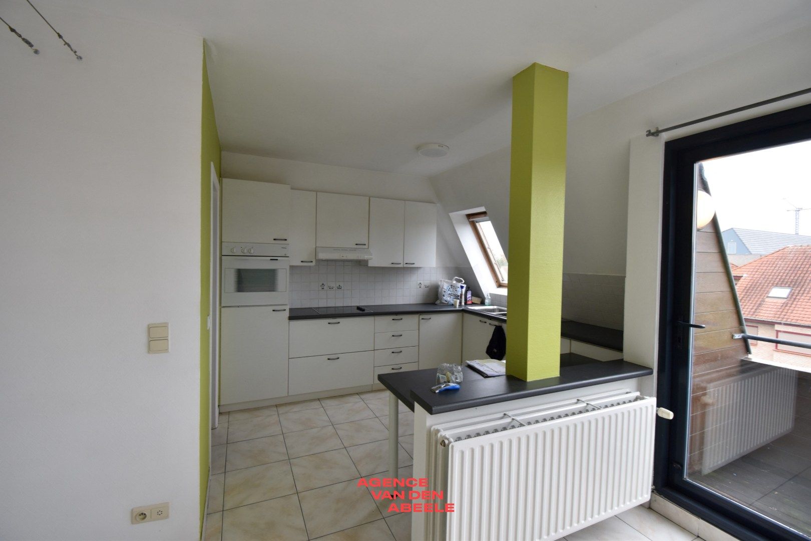 Zeer lichtrijk appartement met 2 slaapkamers en terras  foto 7