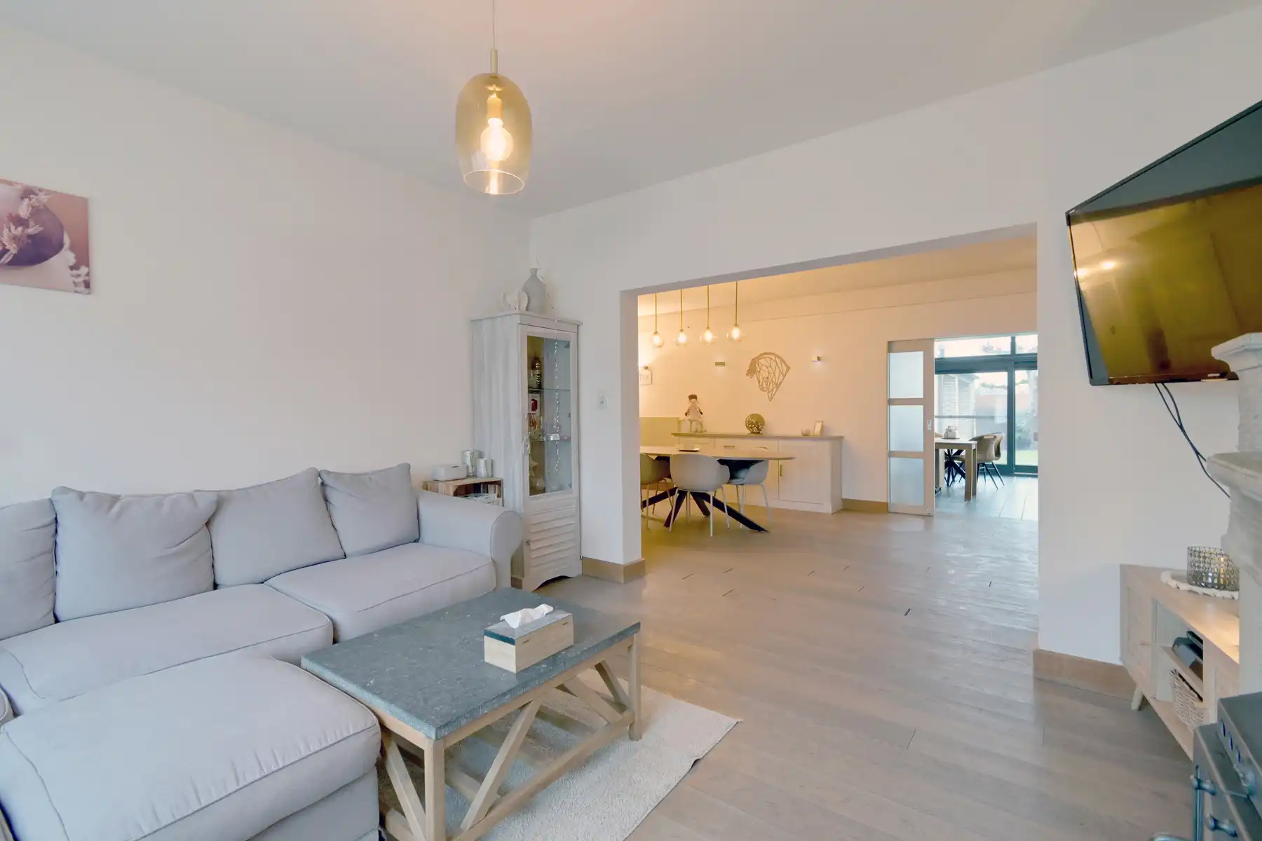 Ruime gezinswoning met talloze mogelijkheden  foto 5