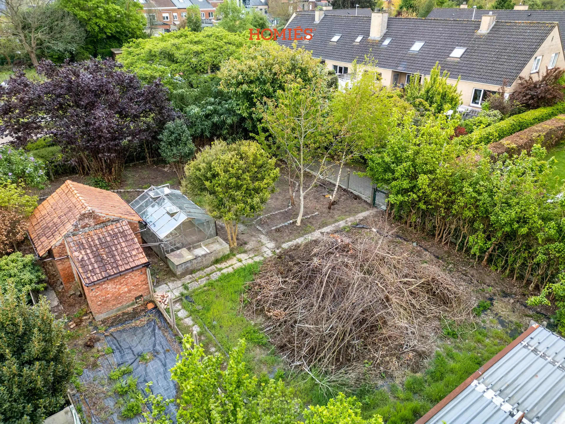 Karaktervolle deels gerenoveerde woning met schuur en tuin foto 24