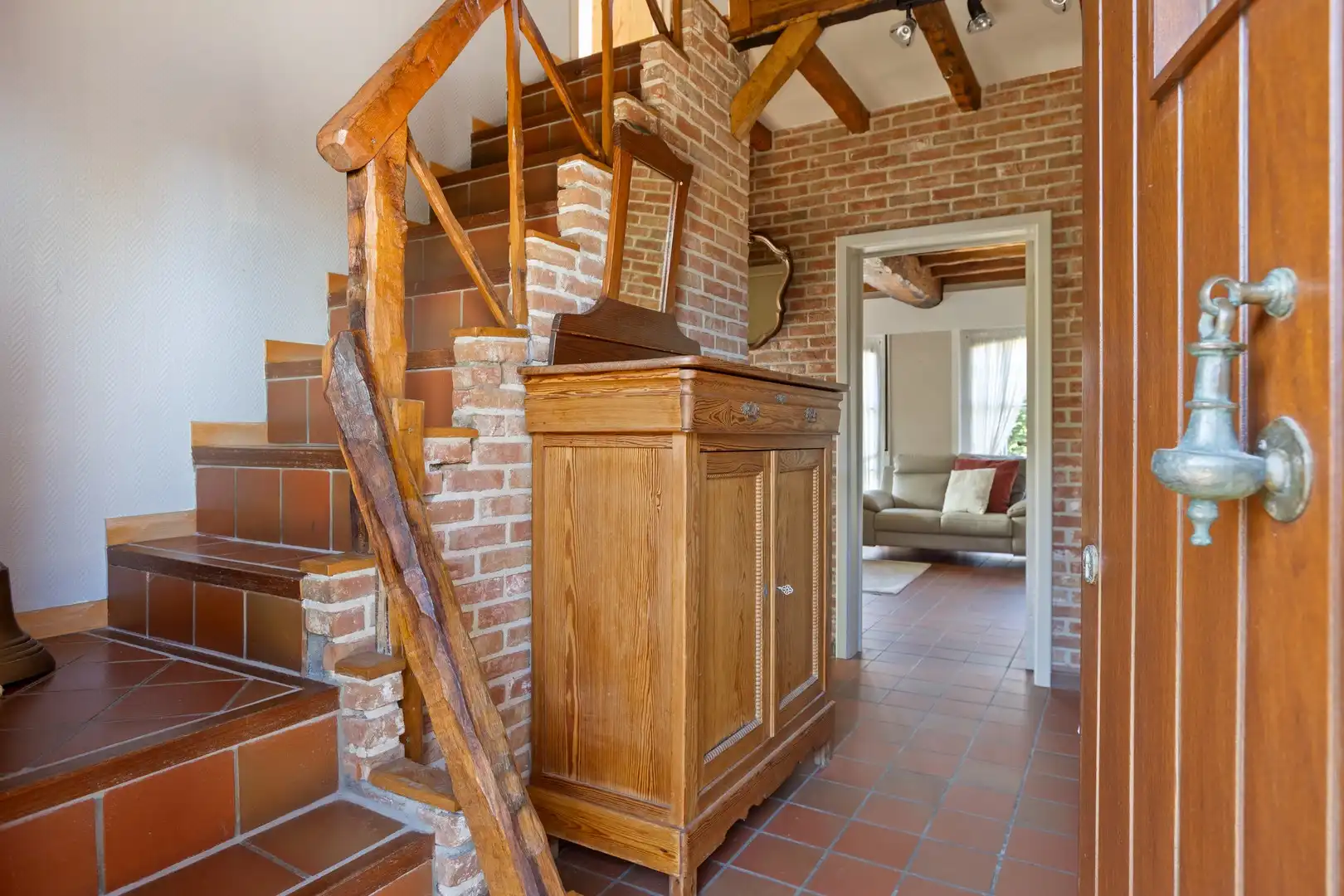 Alleenstaande woning in een doodlopende straat in een residentiële wijk! foto 20