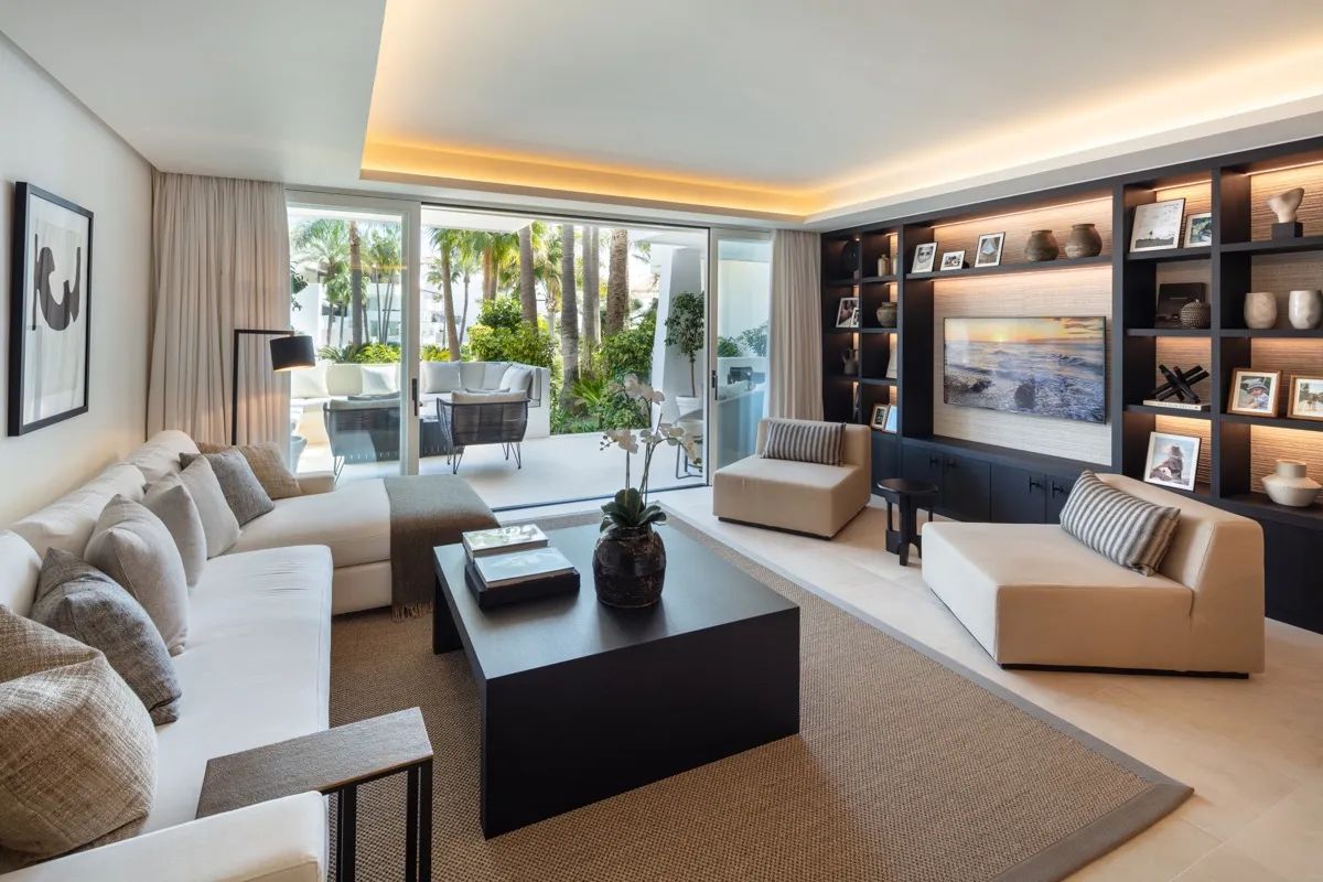 Exclusieve luxe in Marbella: prachtig appartement in het iconische Puente Romano Resort foto 2