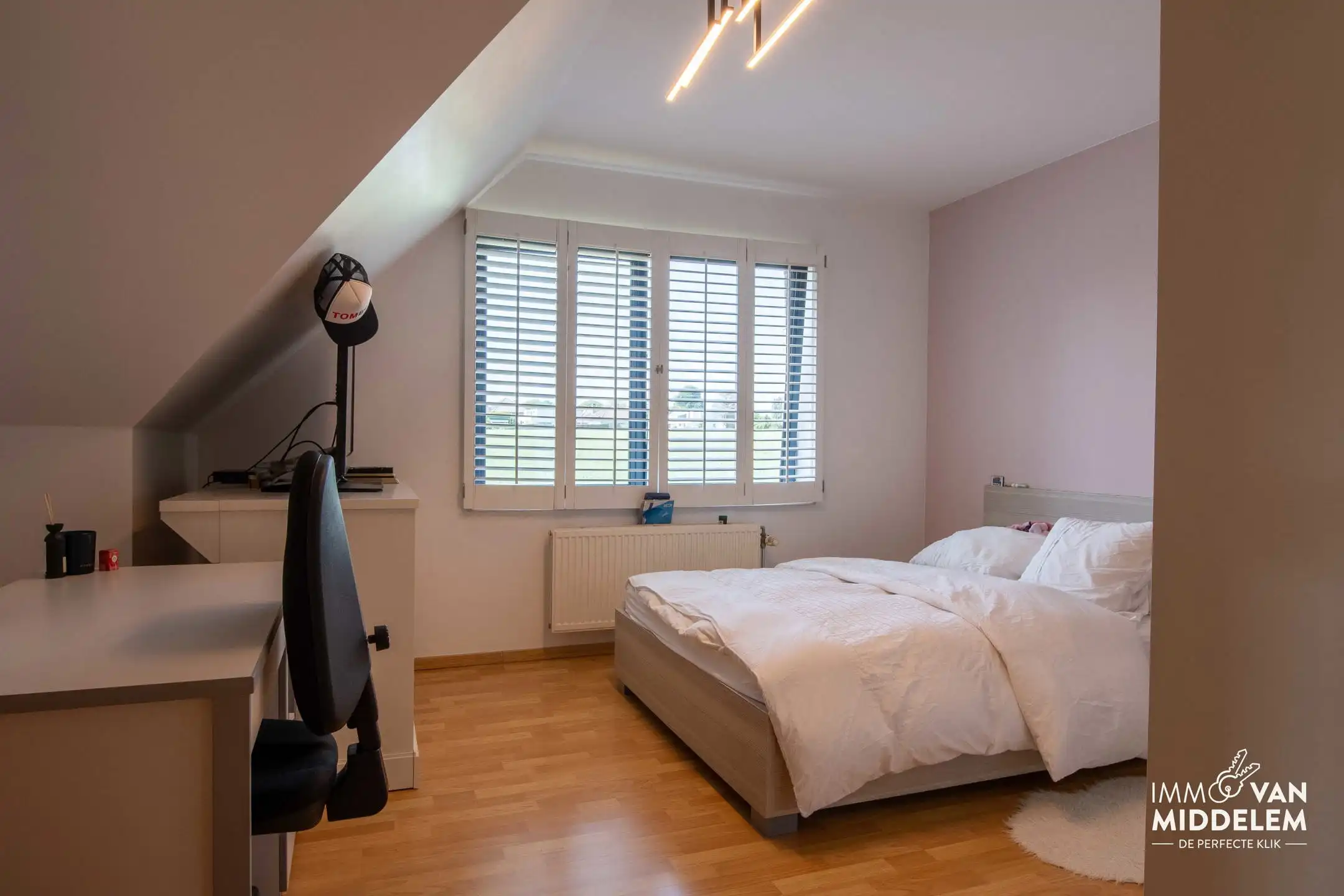 VILLA MET 5 SLAAPKAMERS, ZWEMBAD EN GARAGE foto 14