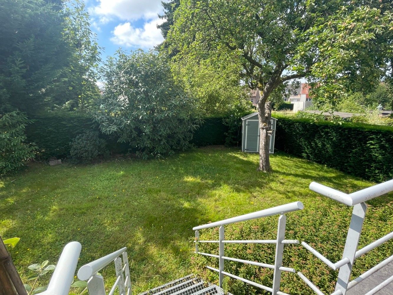 Zeer gunstig gelegen gezinswoning, omgeven door groen - nabij Wezembeek park foto 8