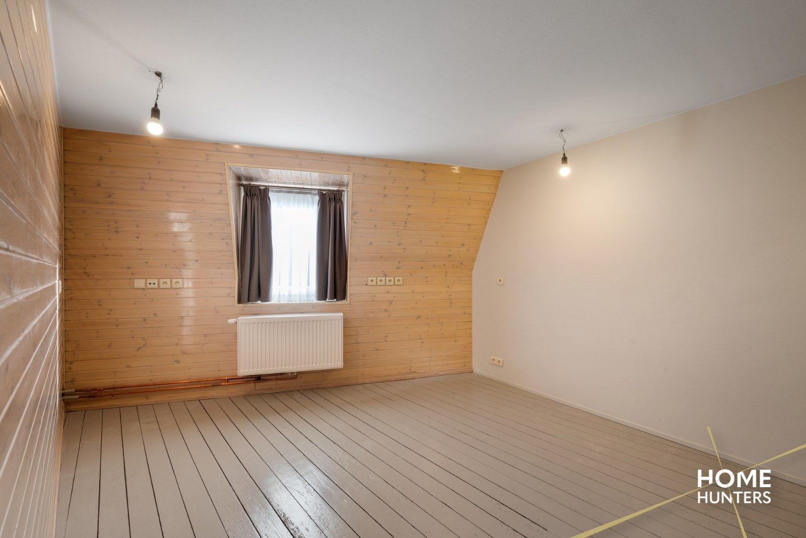 Gezellig duplexappartement met 3 slaapkamers en een zonnig terras te Ieper foto 13