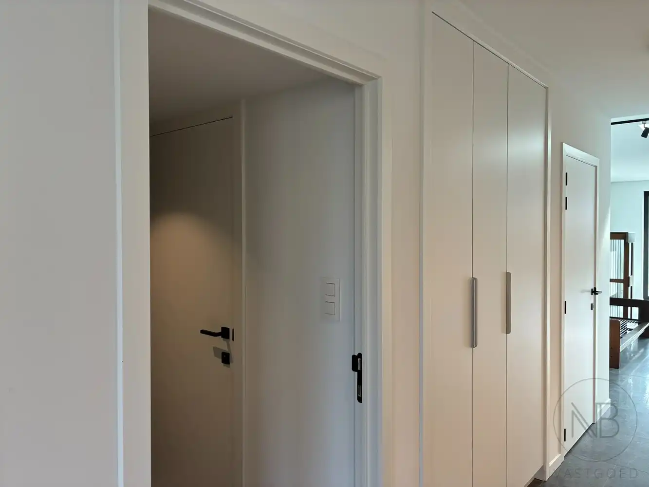 Instapklare en gerenoveerde woning in Genk foto 22