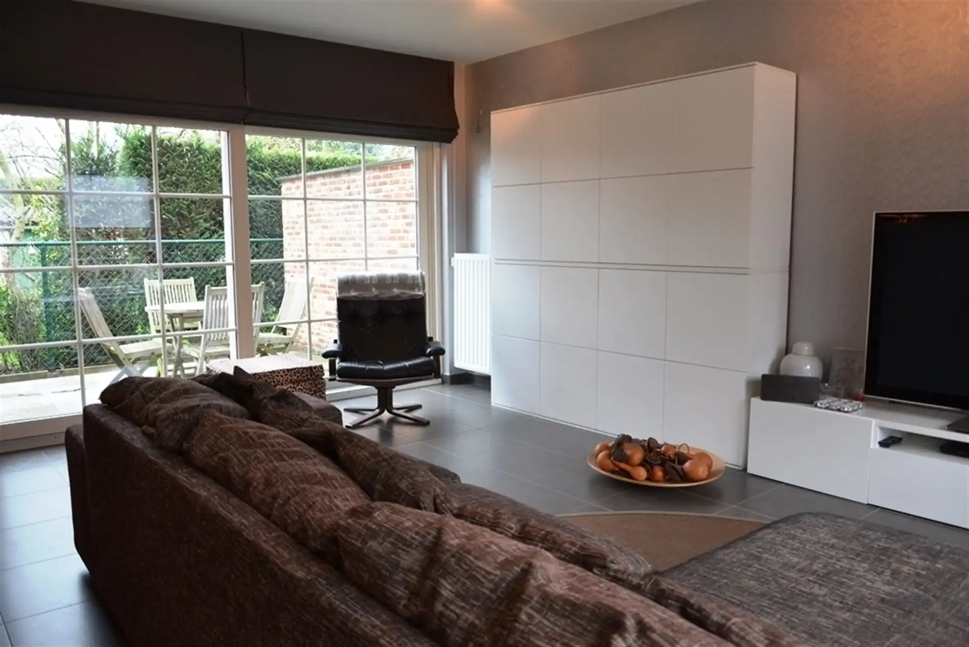 Mooi gelegen lichtrijke woning met terras en voortuintje. foto 5