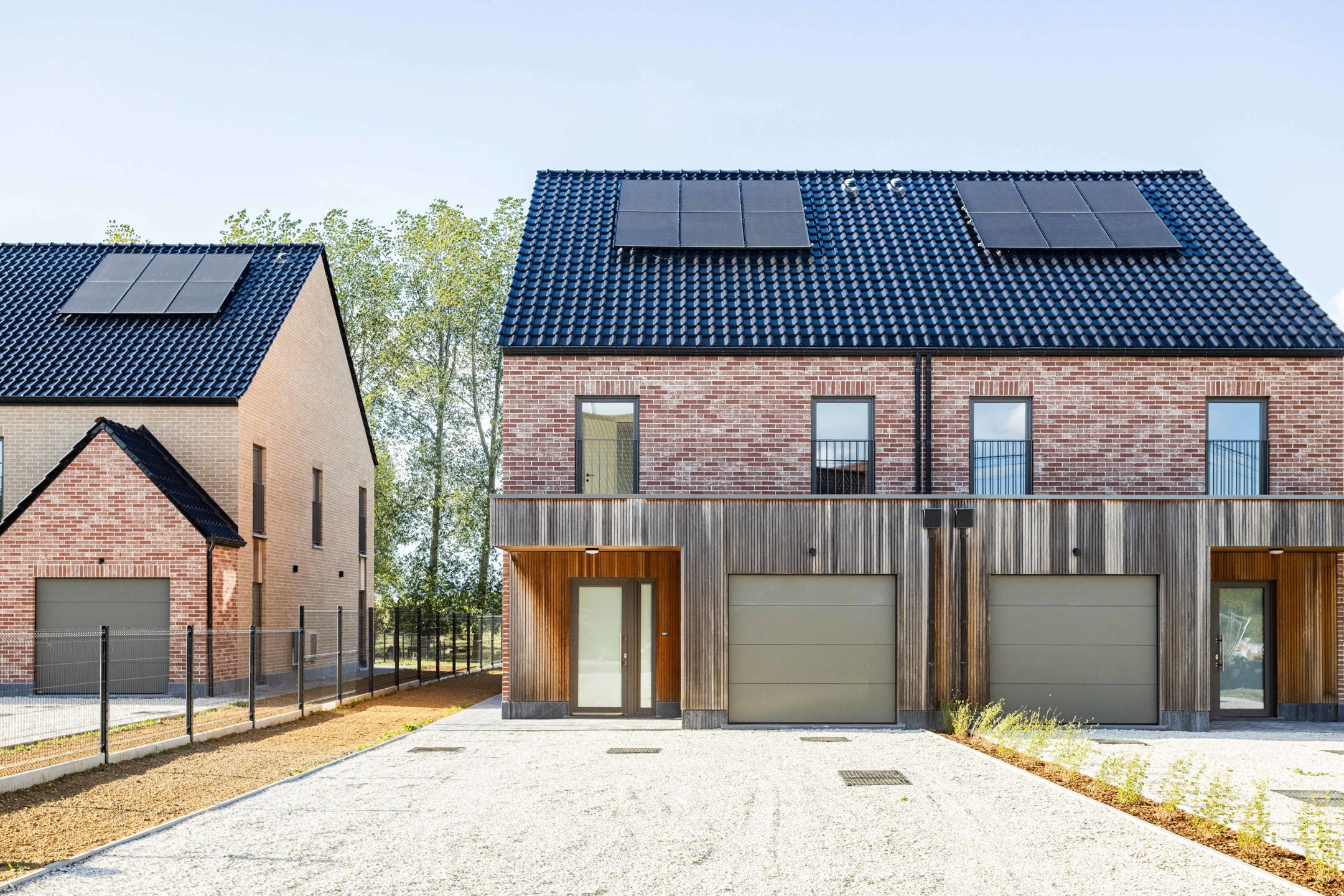 Prachtige nieuwbouwwoning omringd door groen en natuur. foto 2
