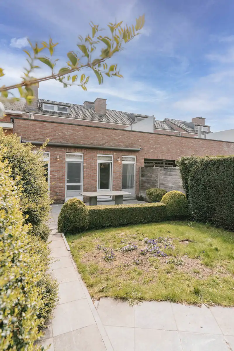 Instapklaar gelijkvloers appartement met riant ruimtegevoel foto 21