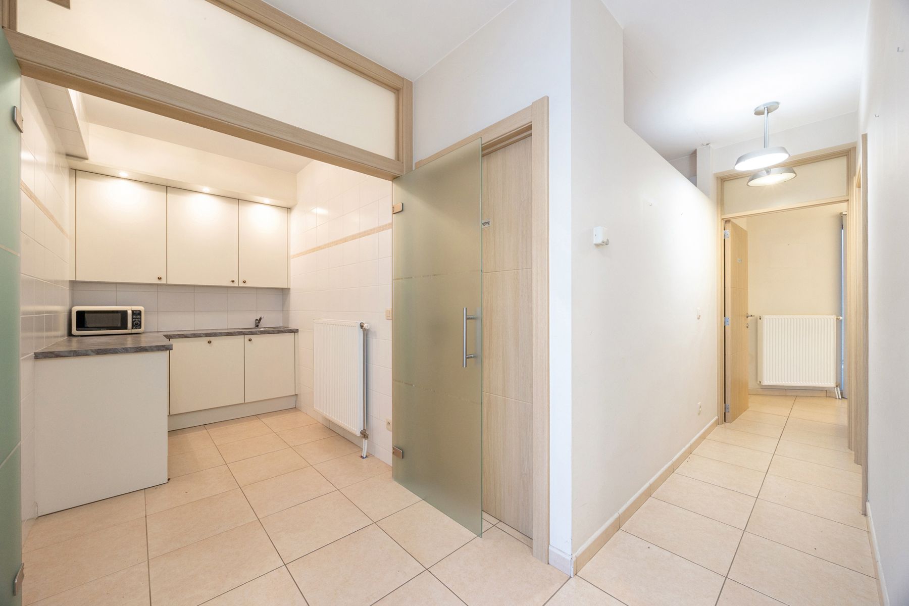 Instapklare kantoor- of praktijkruimte met parking – 86 m² foto 4