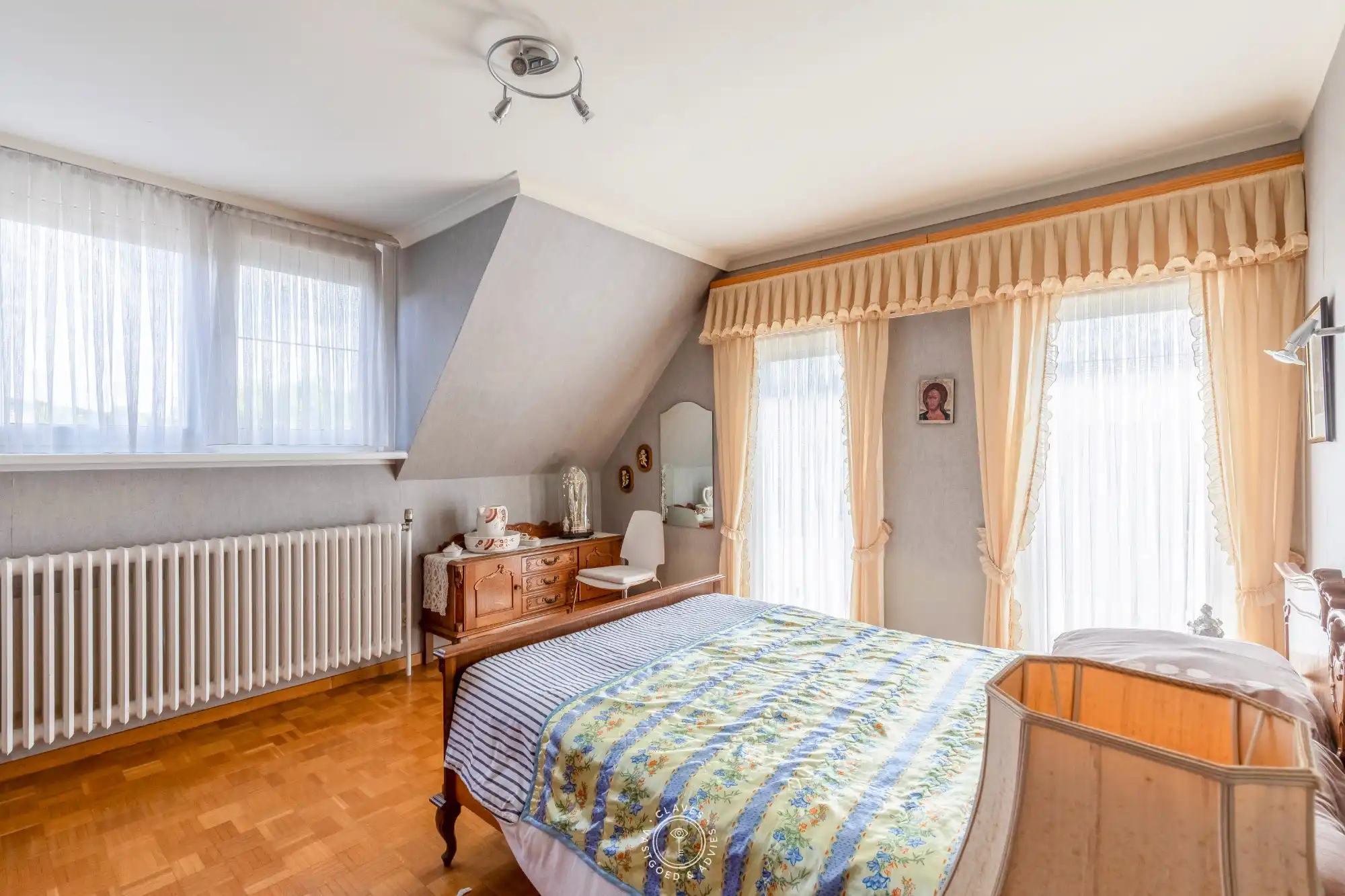 Ruime open bebouwing  met landelijk uitzicht foto 22