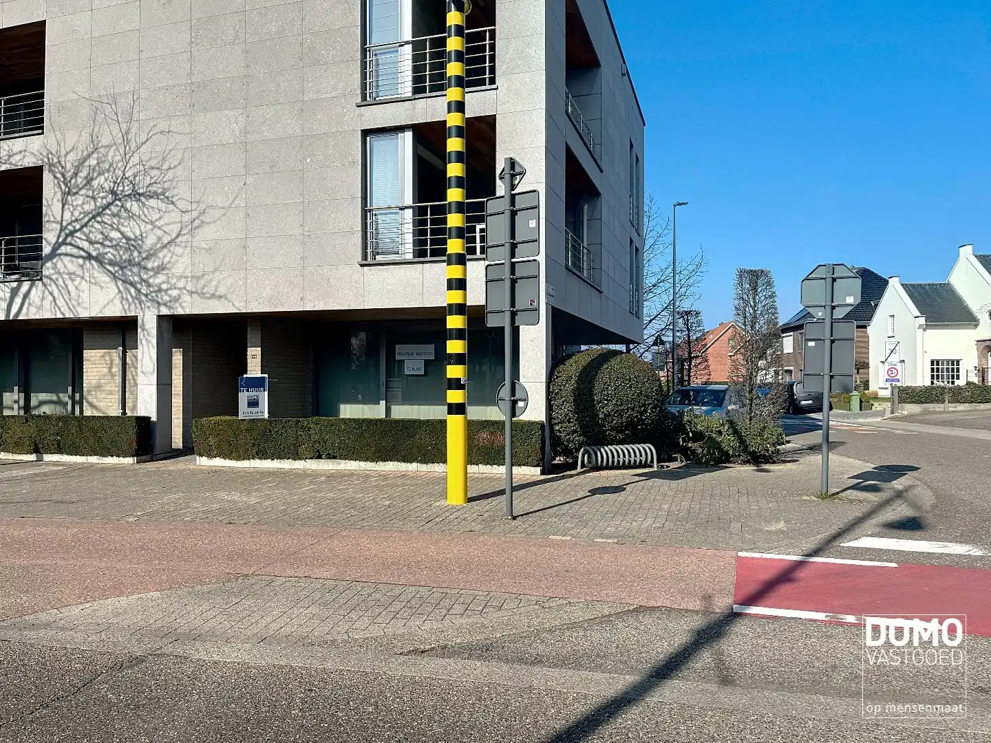 KANTOOR/PRAKTIJKRUIMTE TE HUUR IN CENTRUM KERMT MET ONDERGRONDSE AUTOSTANDPLAATS foto 16