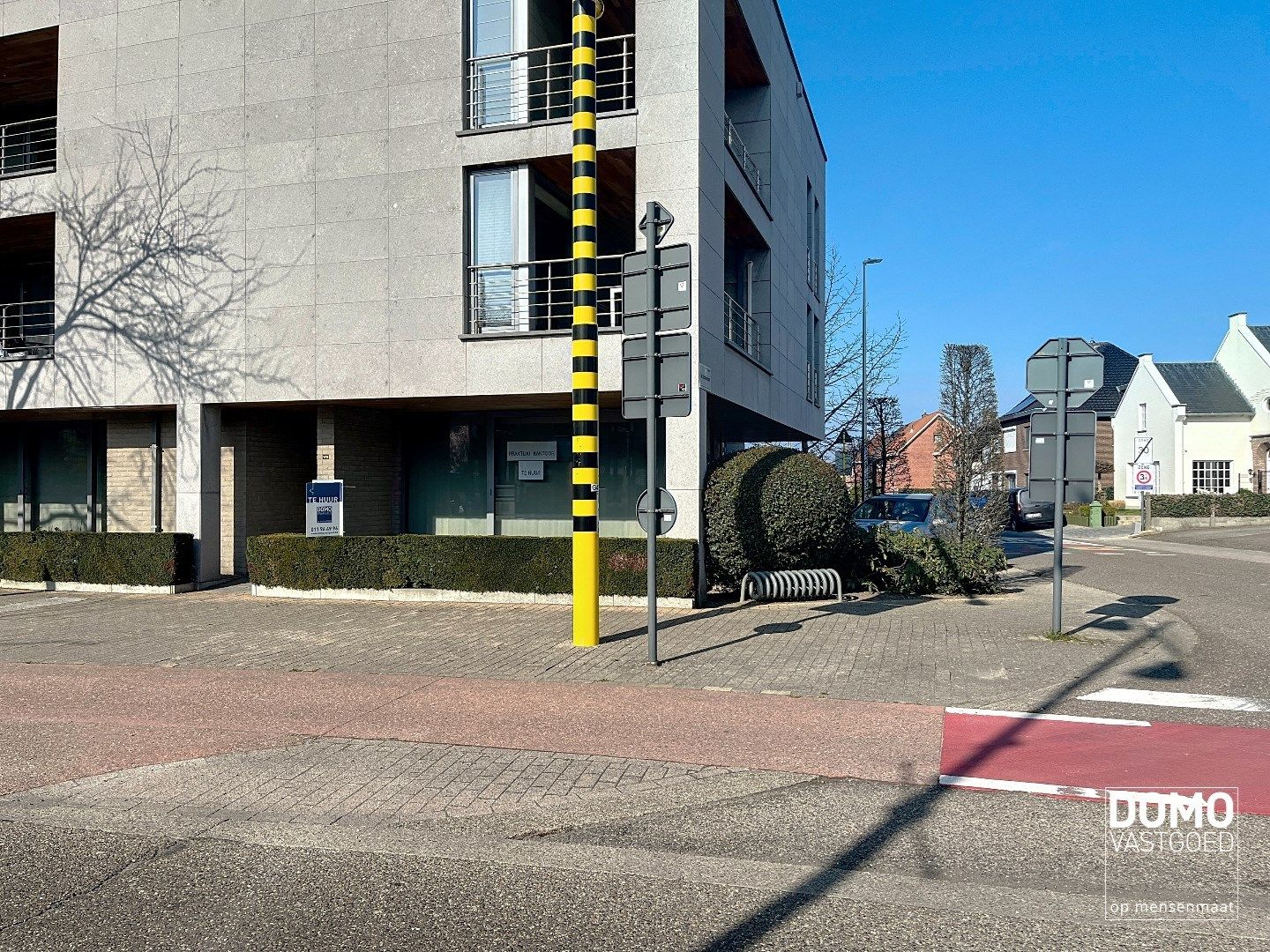 KANTOOR/PRAKTIJKRUIMTE TE HUUR IN CENTRUM KERMT MET ONDERGRONDSE AUTOSTANDPLAATS foto 16