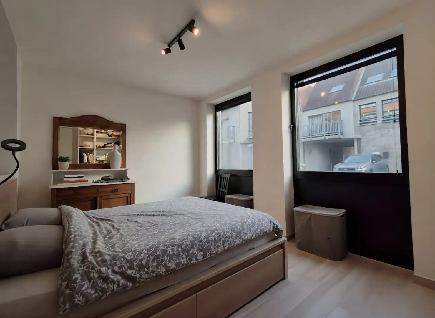 LUXE, ENERGIEZUINIG EN INSTAPKLAAR GELIJKVLOERS APPARTEMENT (BJ. 2024) foto 3