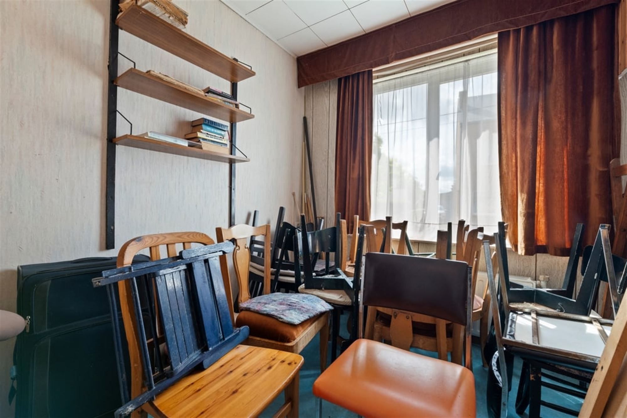 OP TE FRISSEN GELIJKVLOERSE GEZINSWONING OP EEN KNAP PERCEEL VAN 14A29CA IN WOMMERSOM foto 24
