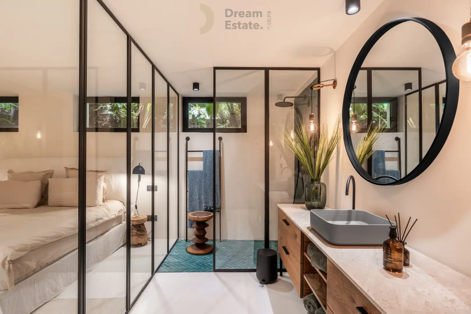 Unieke eerstelijns golfvilla in een exclusieve 'gated community' te Nueva Andalucia foto 30