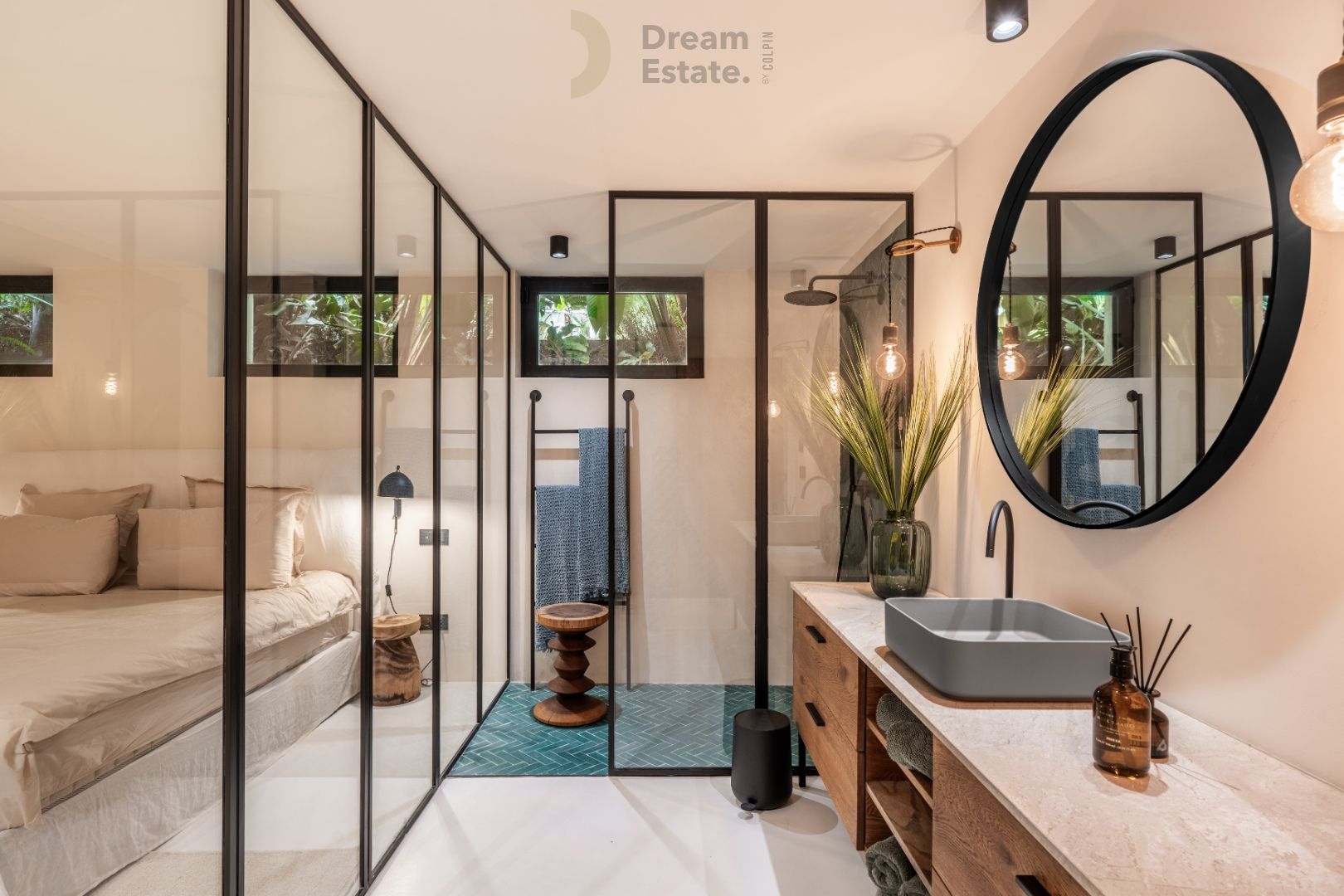 Unieke eerstelijns golfvilla in een exclusieve 'gated community' te Nueva Andalucia foto 30